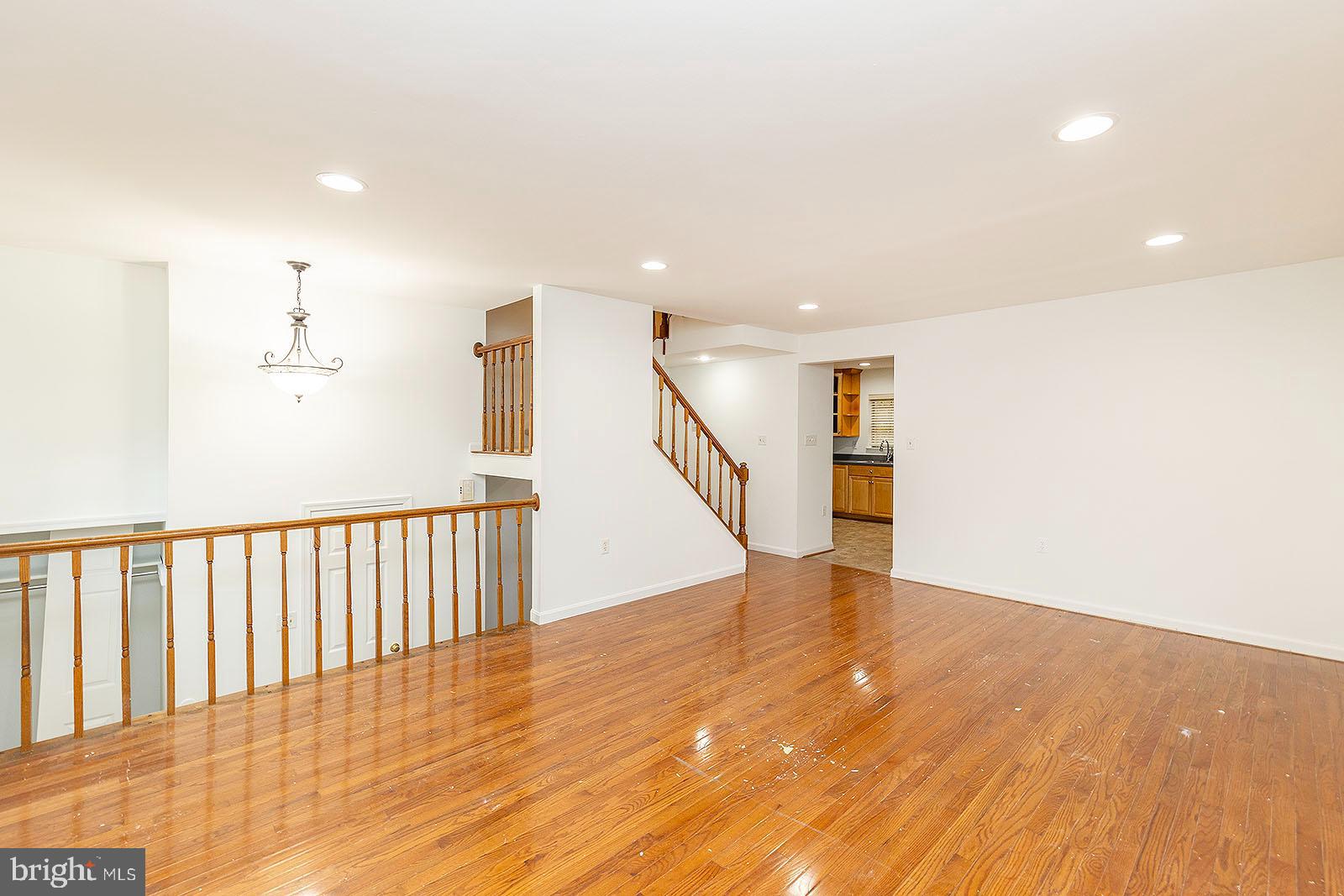 FRANKLIN FARM - Residential Lease