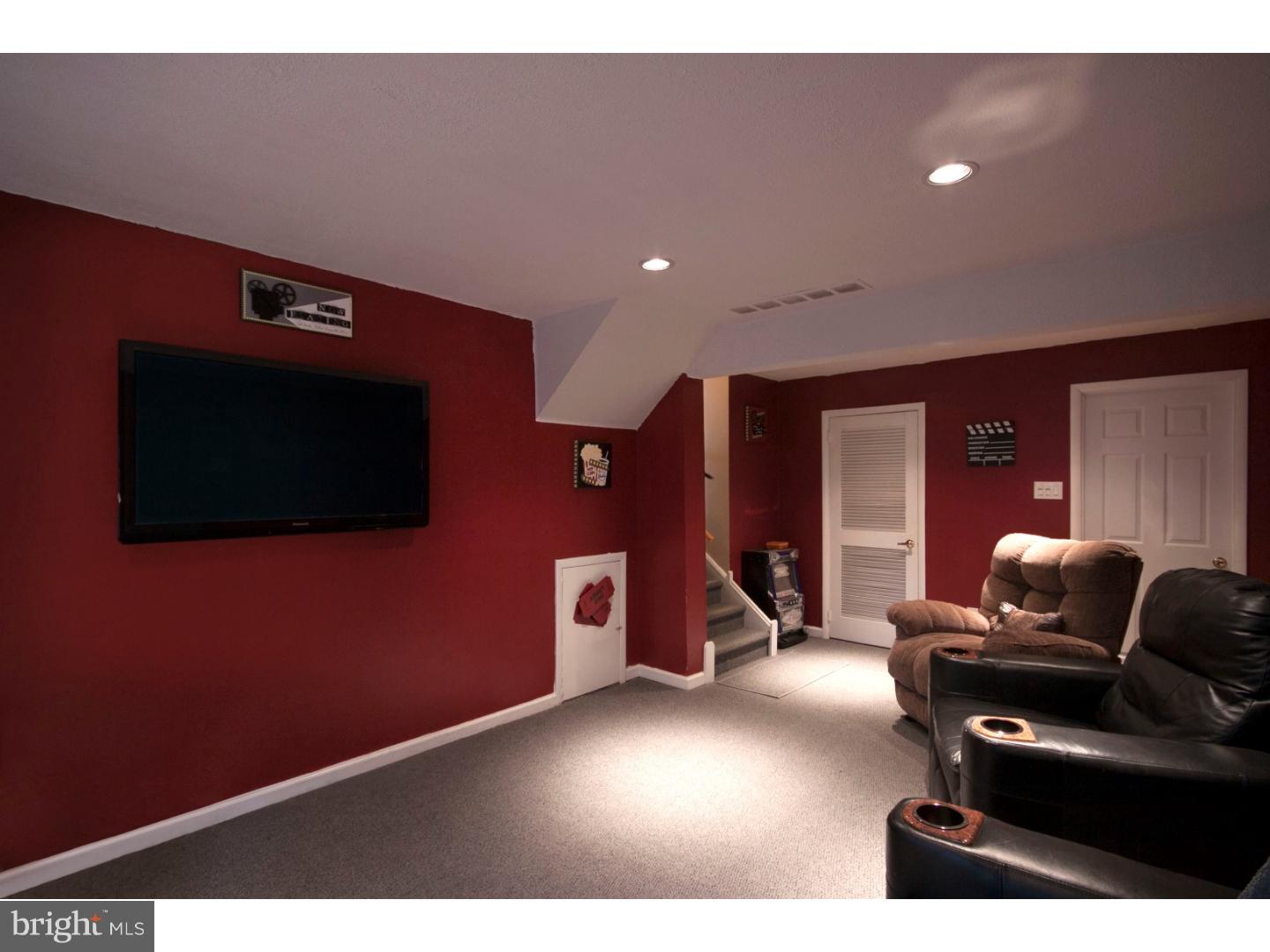 HIDDEN VALLEY - Residential