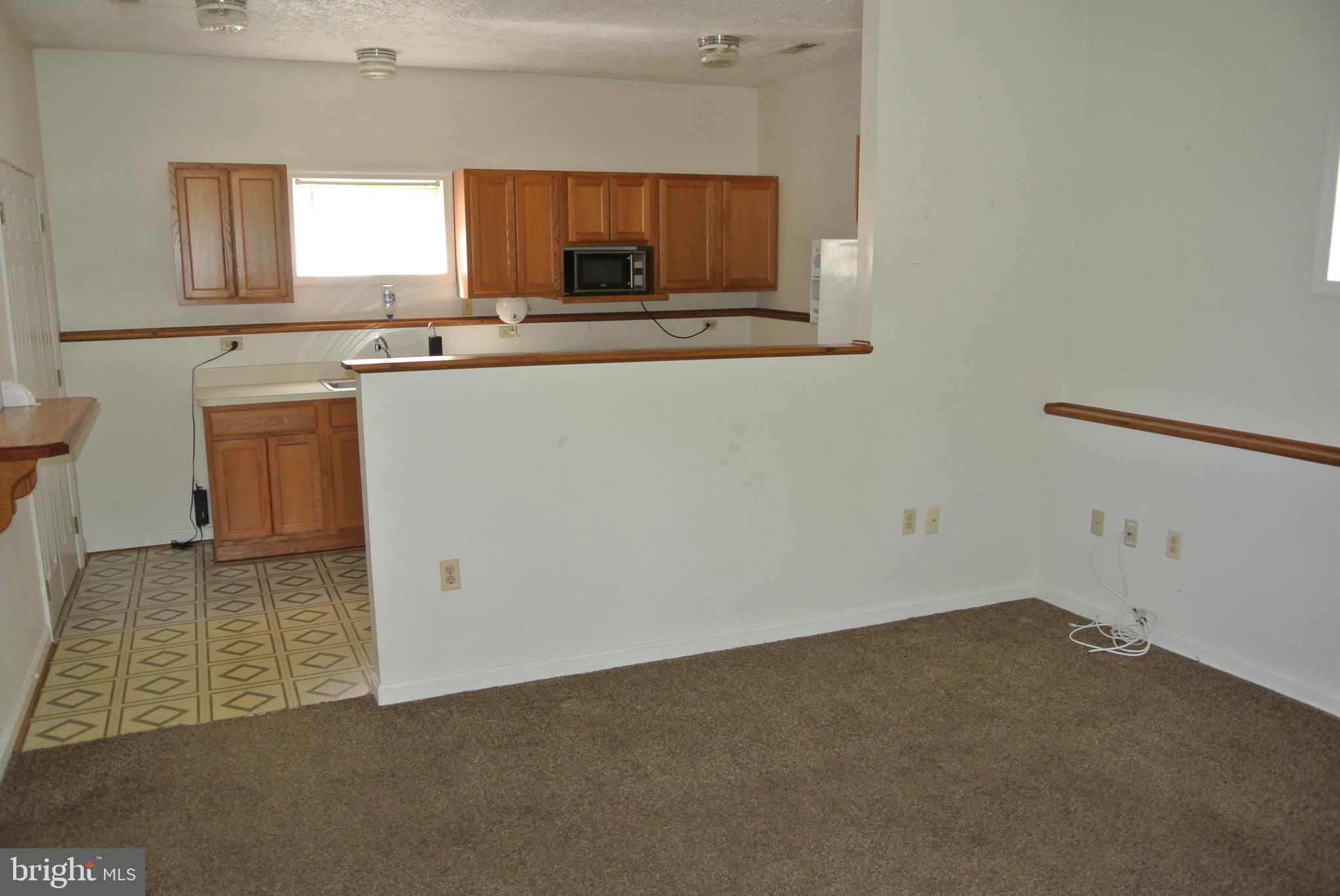 NEWPORT MANOR SUB - Residential