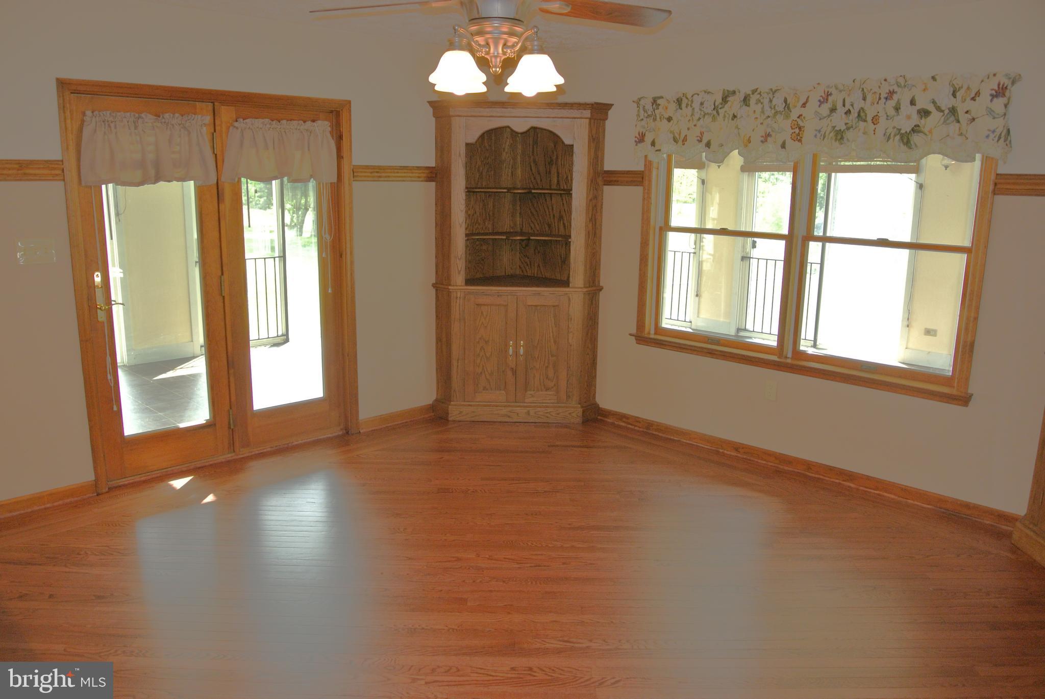 NEWPORT MANOR SUB - Residential