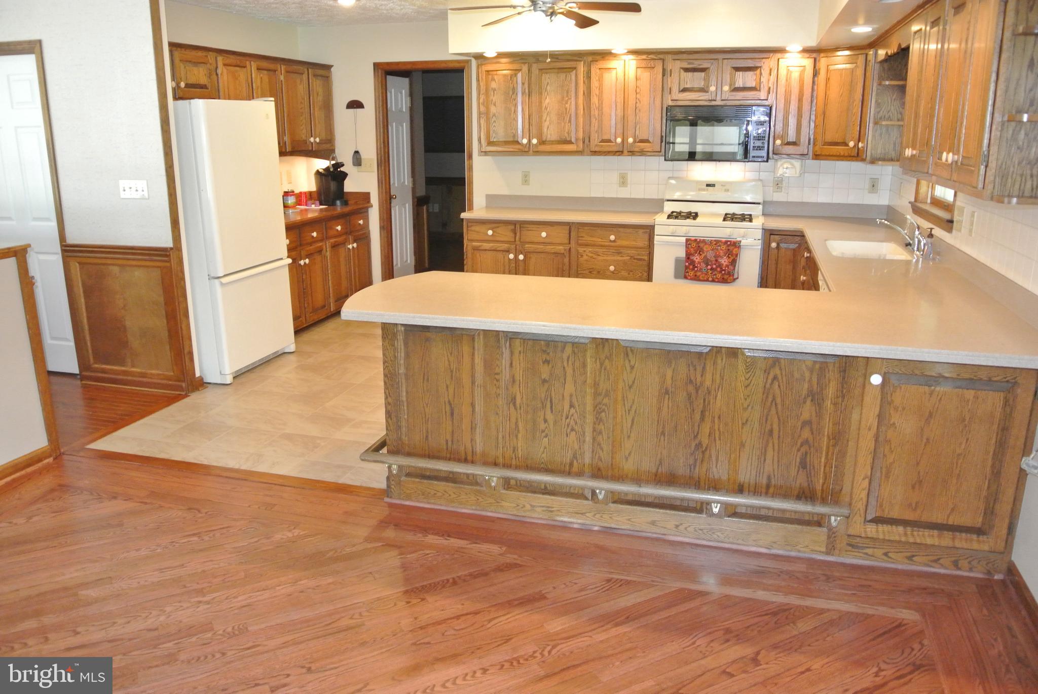 NEWPORT MANOR SUB - Residential