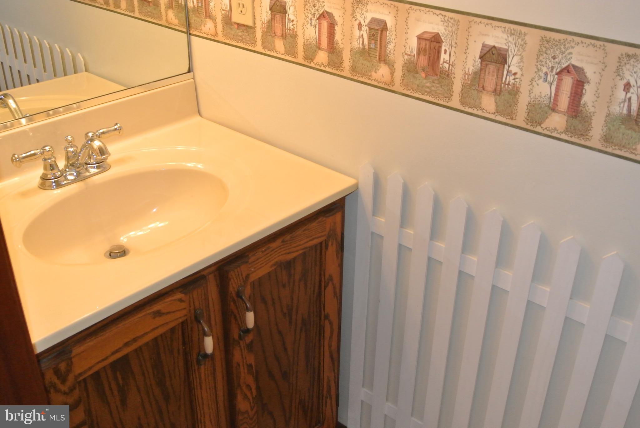 NEWPORT MANOR SUB - Residential