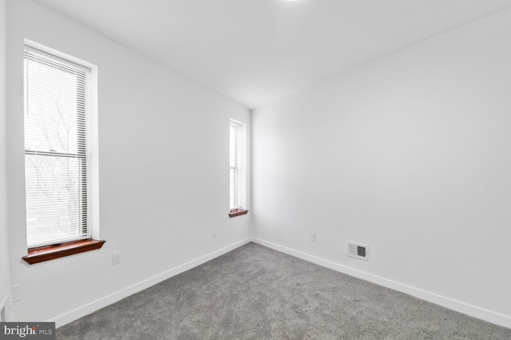 UPTON - Residential