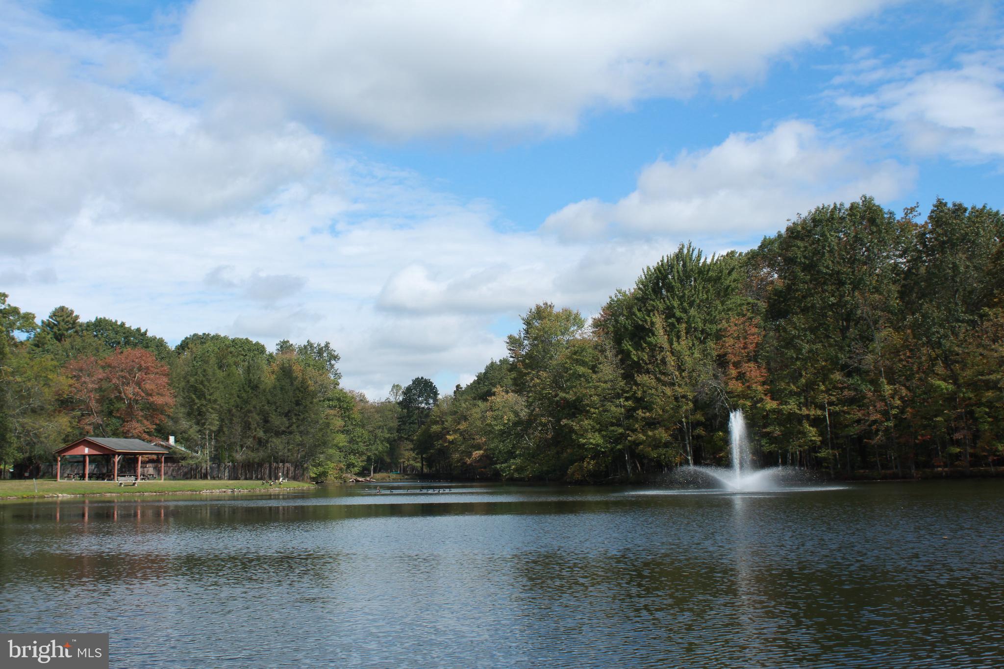 POCONO HIGHLAND LAKE - Residential