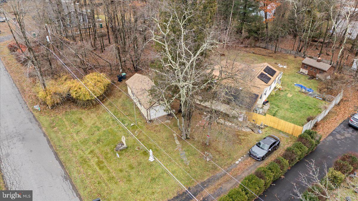 POCONO HIGHLAND LAKE - Residential