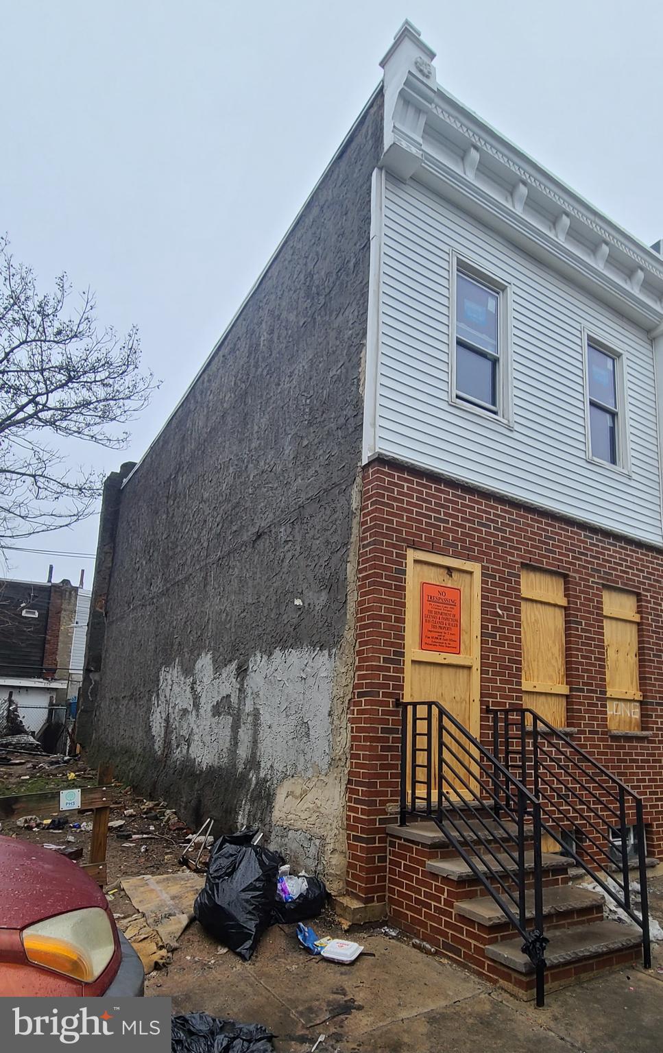 KENSINGTON - Residential