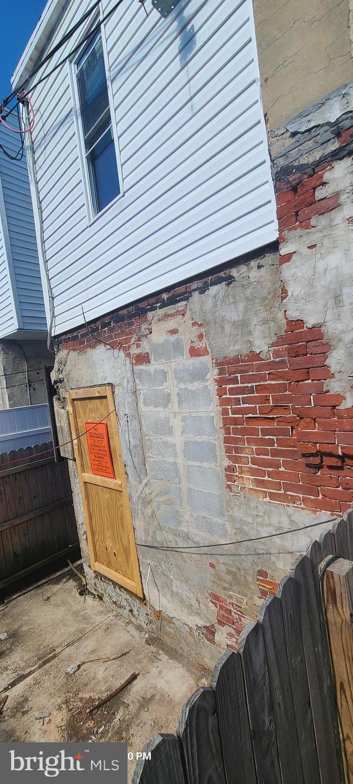 KENSINGTON - Residential