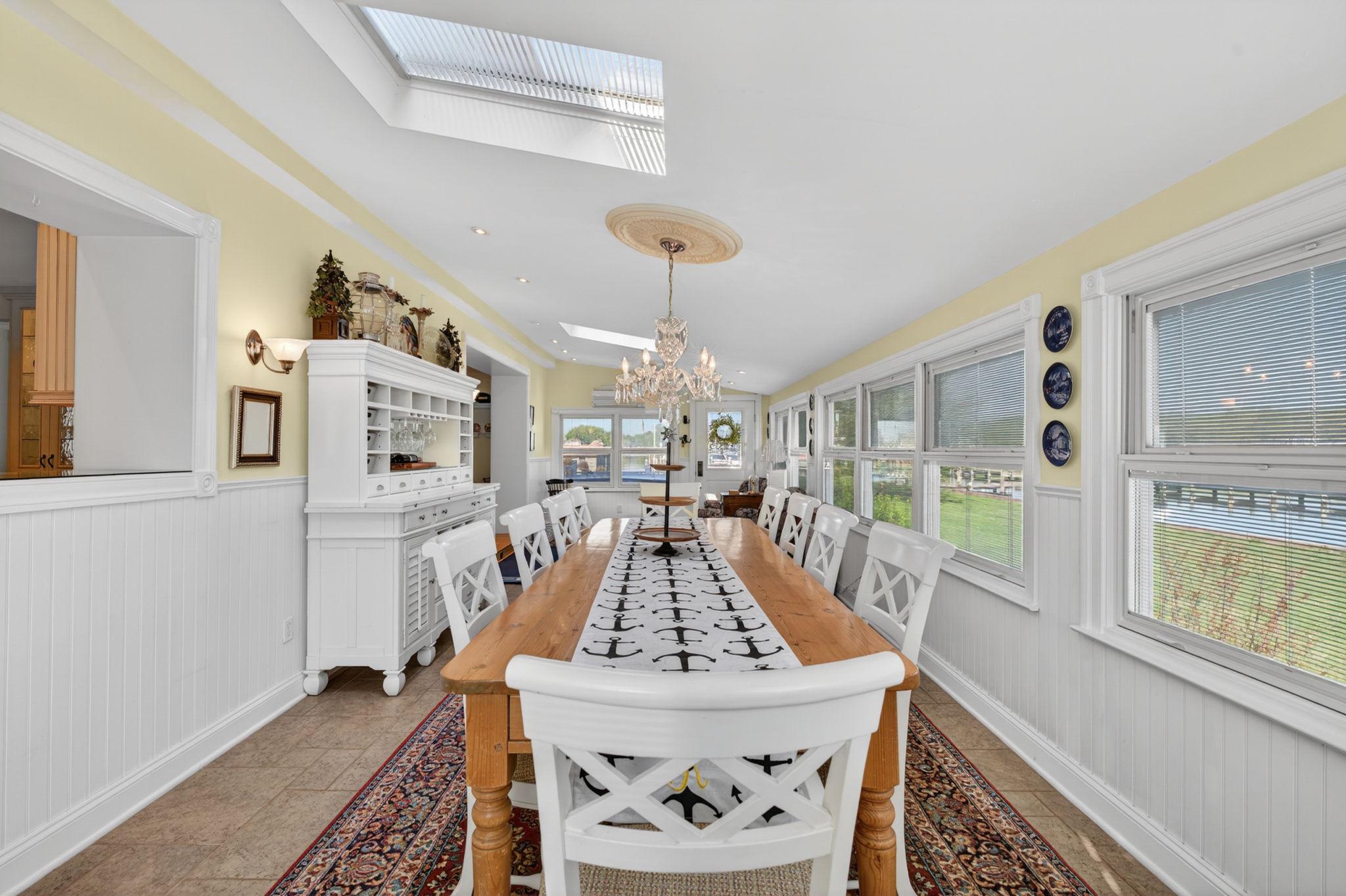BOWLEYS QUARTERS - Residential