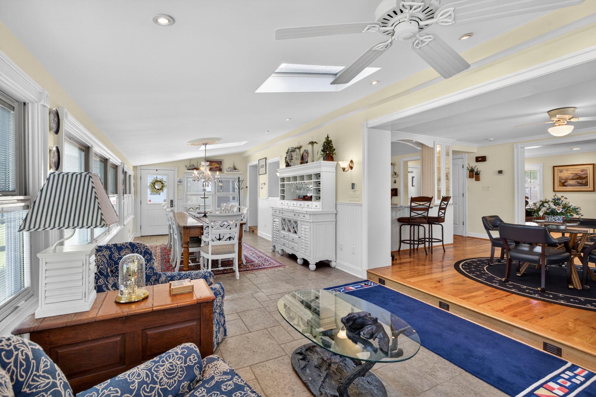 BOWLEYS QUARTERS - Residential