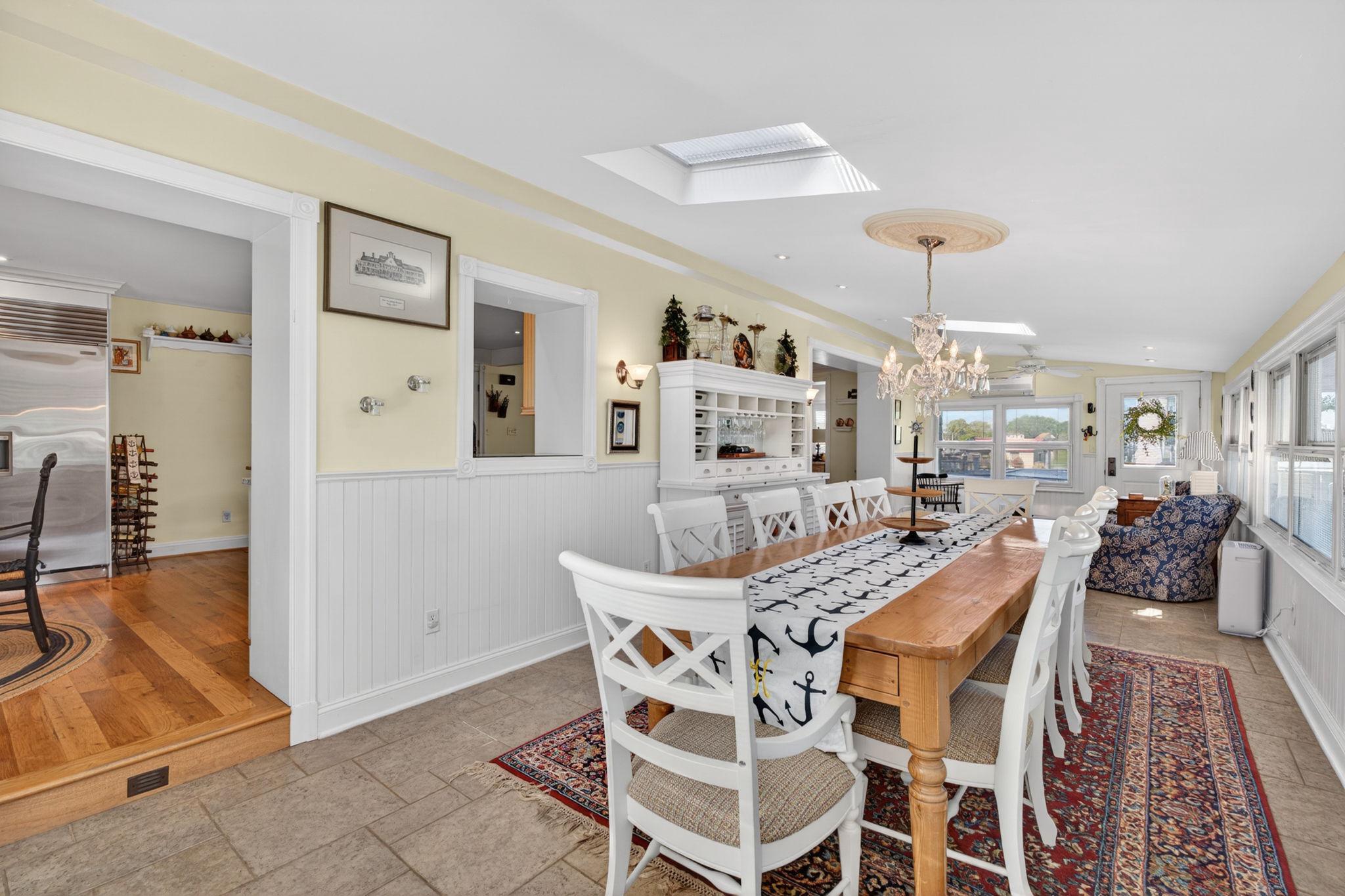 BOWLEYS QUARTERS - Residential