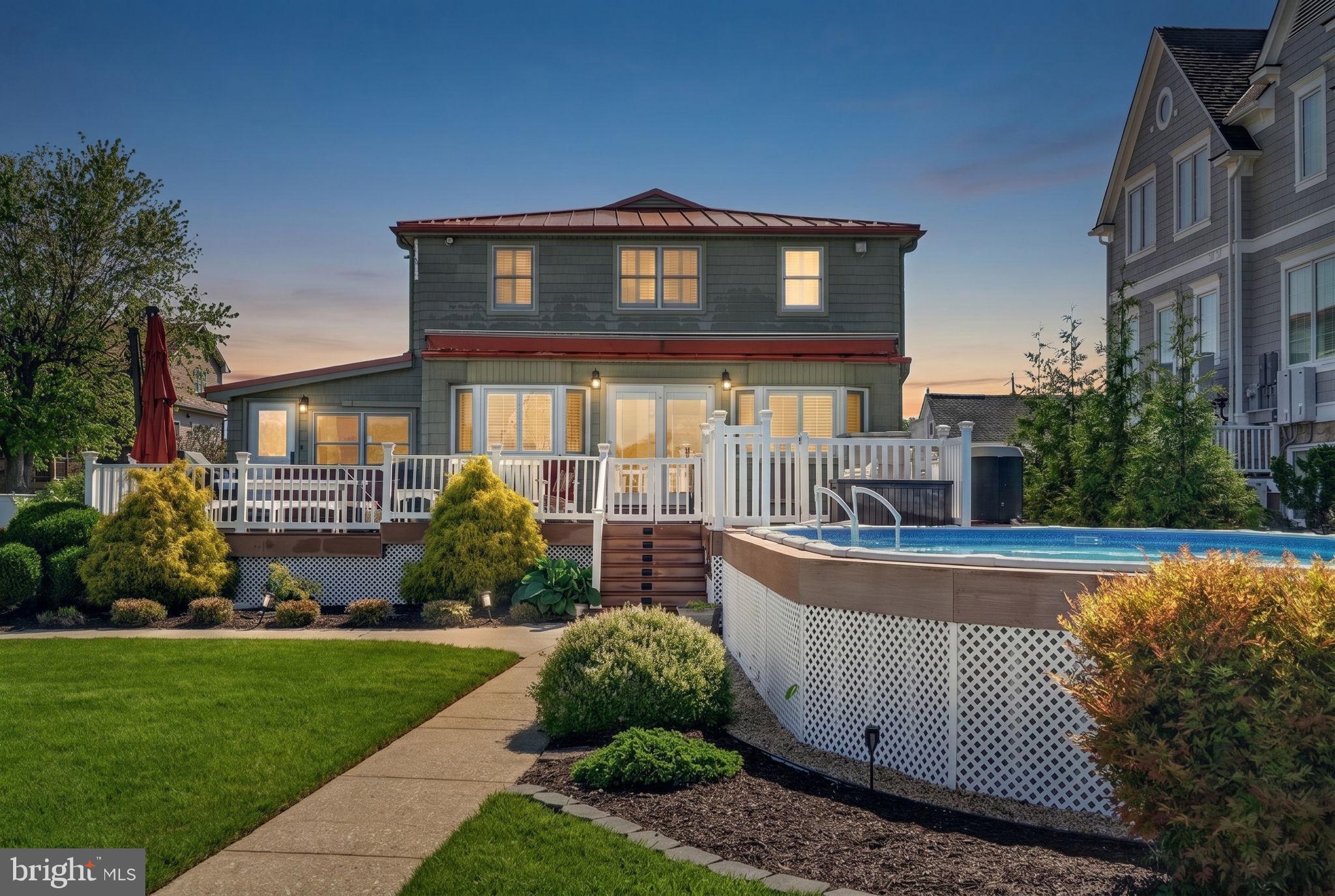 BOWLEYS QUARTERS - Residential