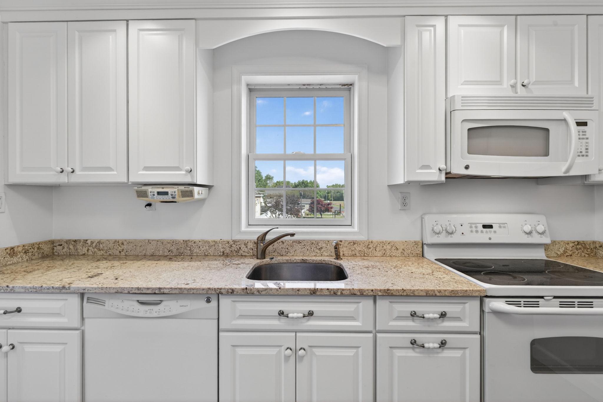BOWLEYS QUARTERS - Residential