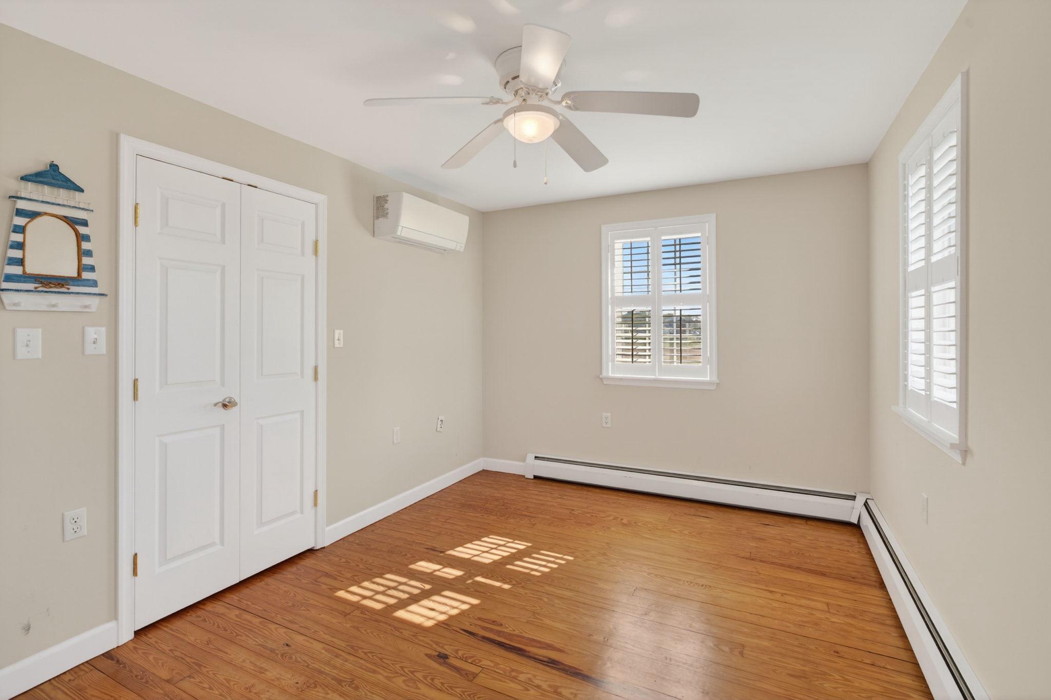 BOWLEYS QUARTERS - Residential