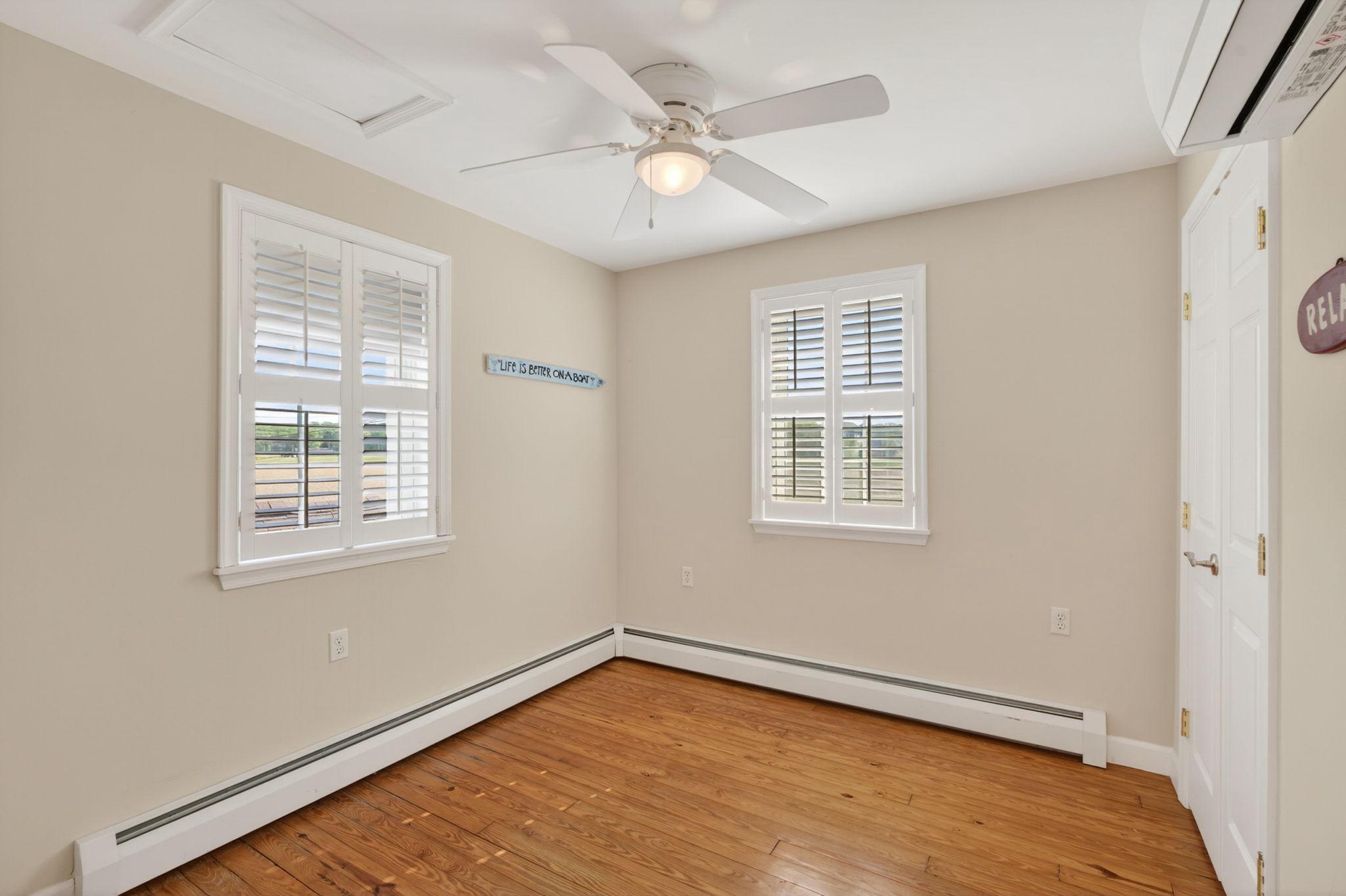 BOWLEYS QUARTERS - Residential