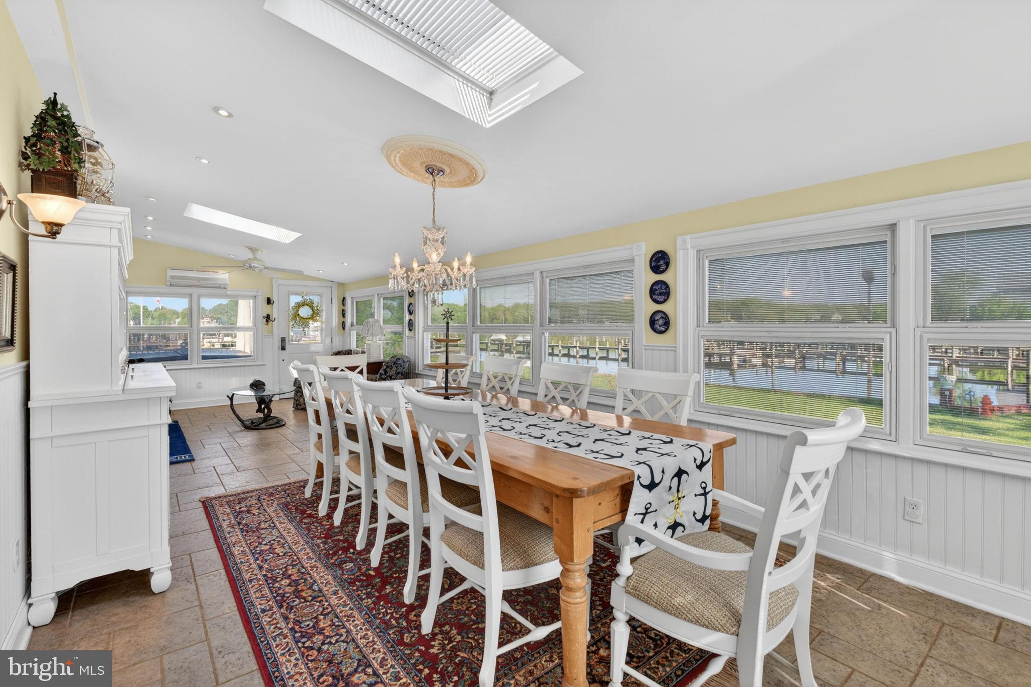 BOWLEYS QUARTERS - Residential