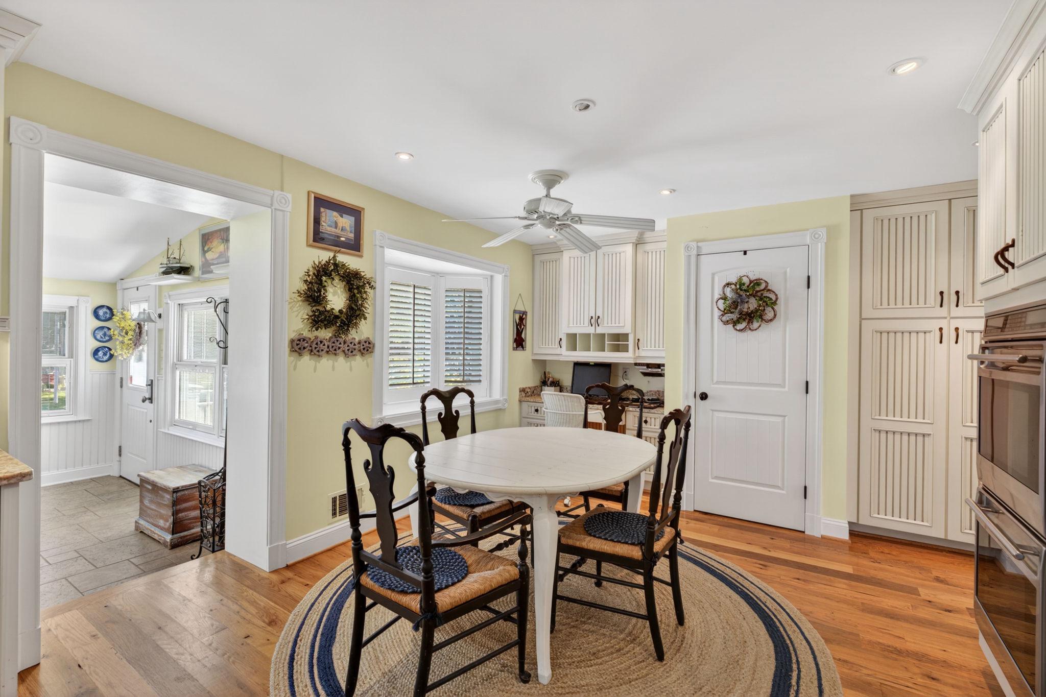 BOWLEYS QUARTERS - Residential
