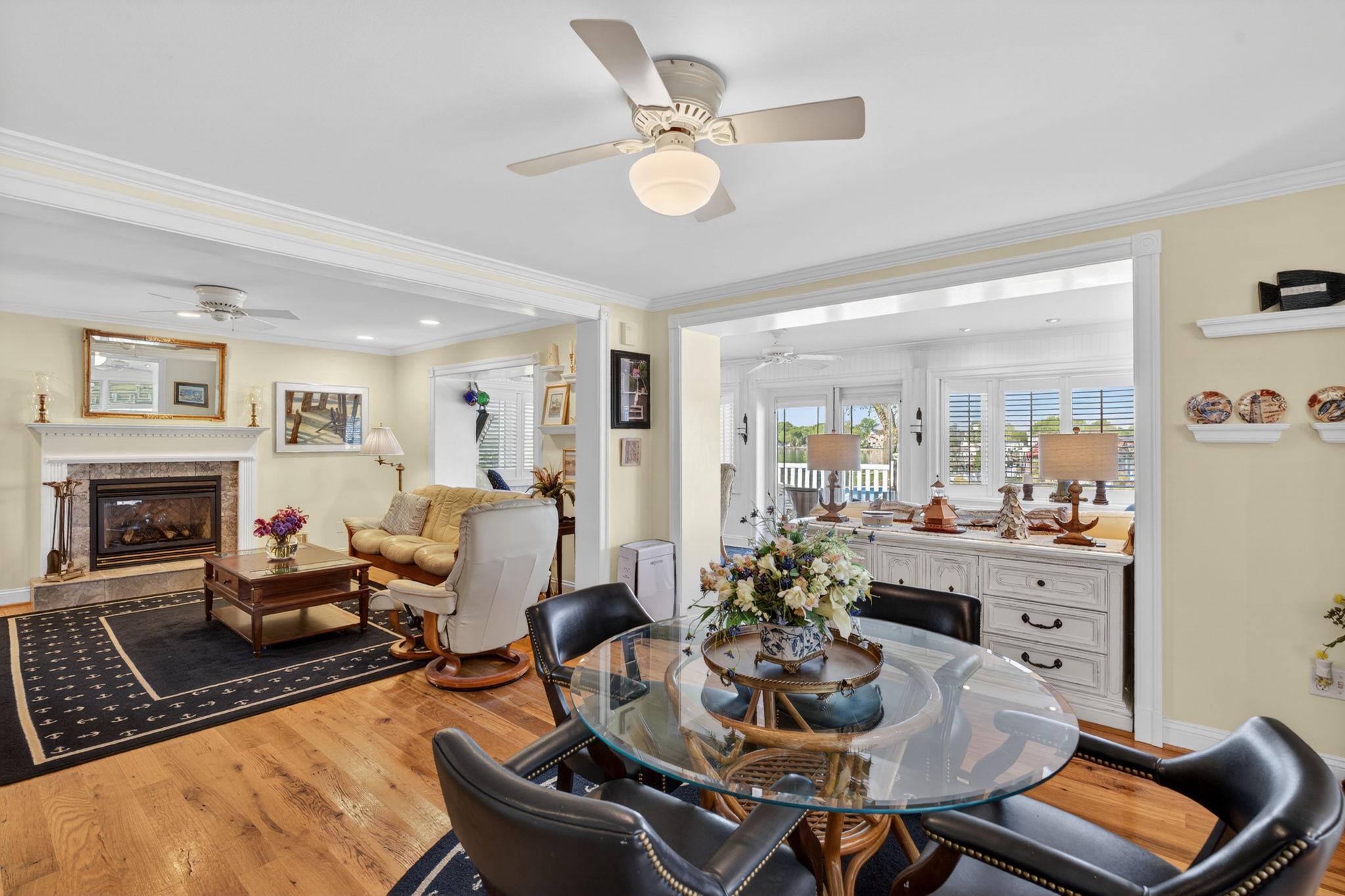 BOWLEYS QUARTERS - Residential
