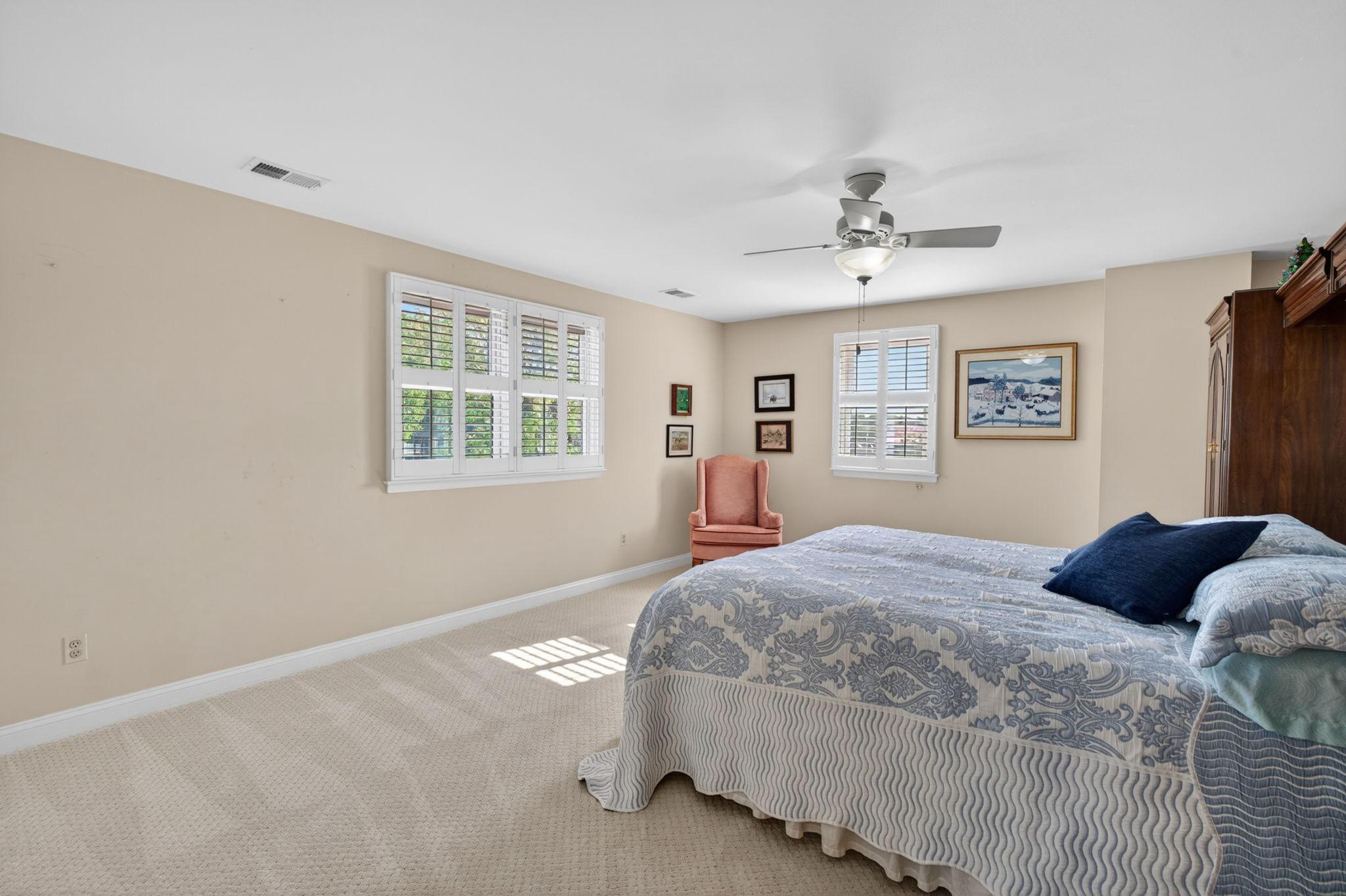 BOWLEYS QUARTERS - Residential