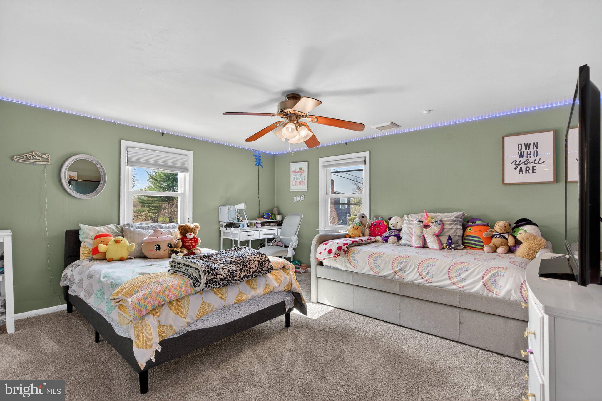 LANSDALE - Residential