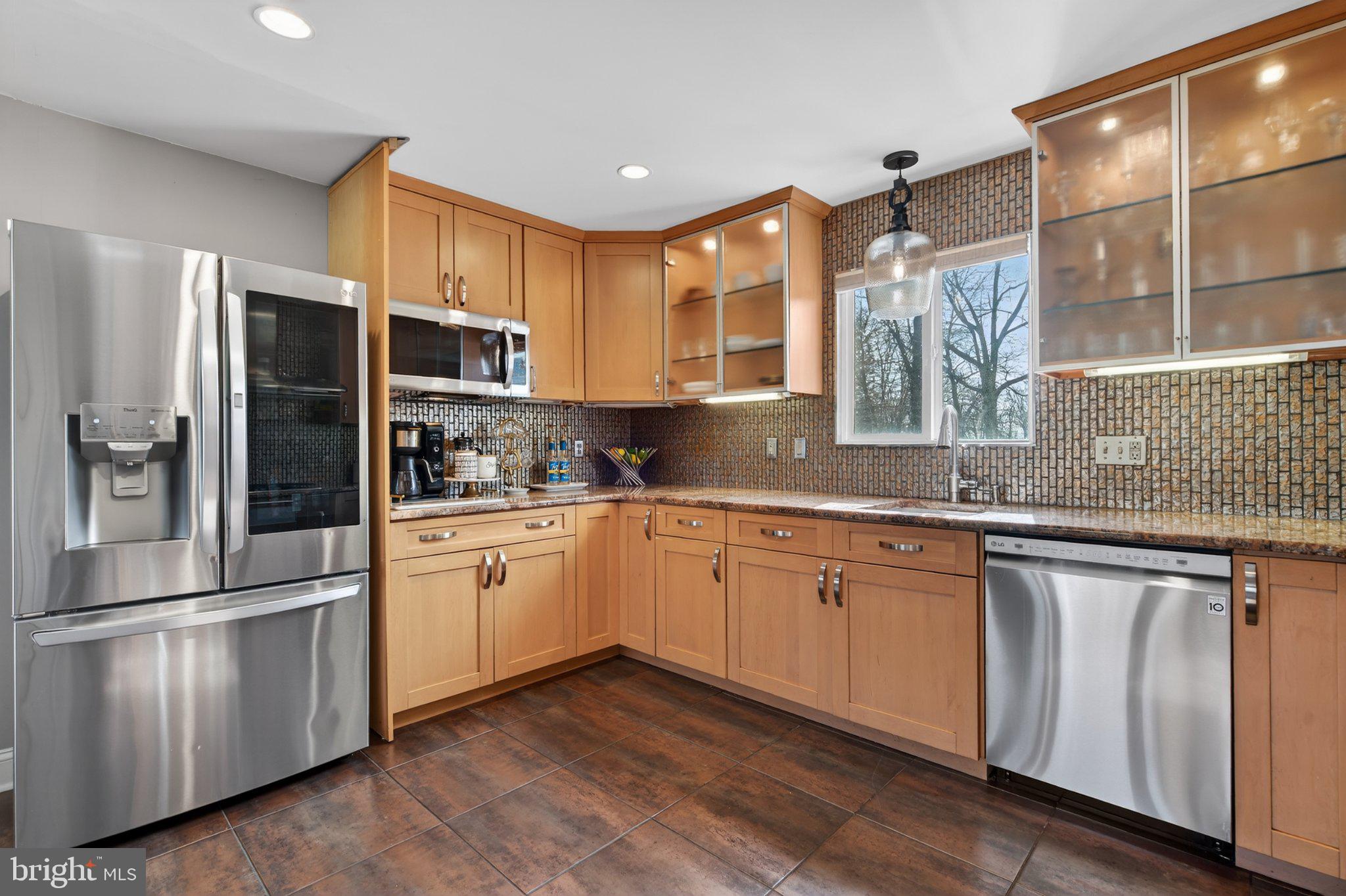 LANSDALE - Residential