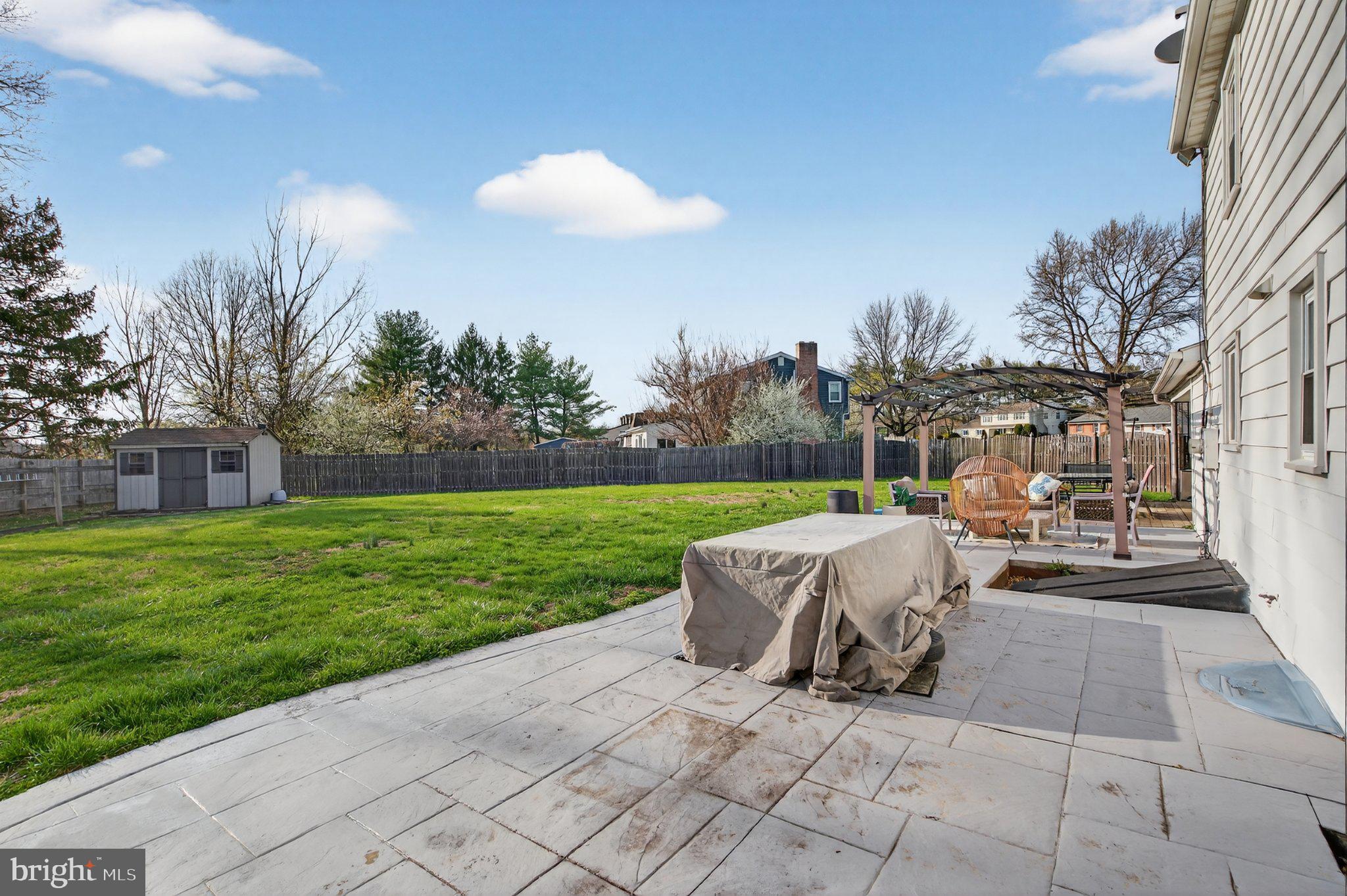 LANSDALE - Residential