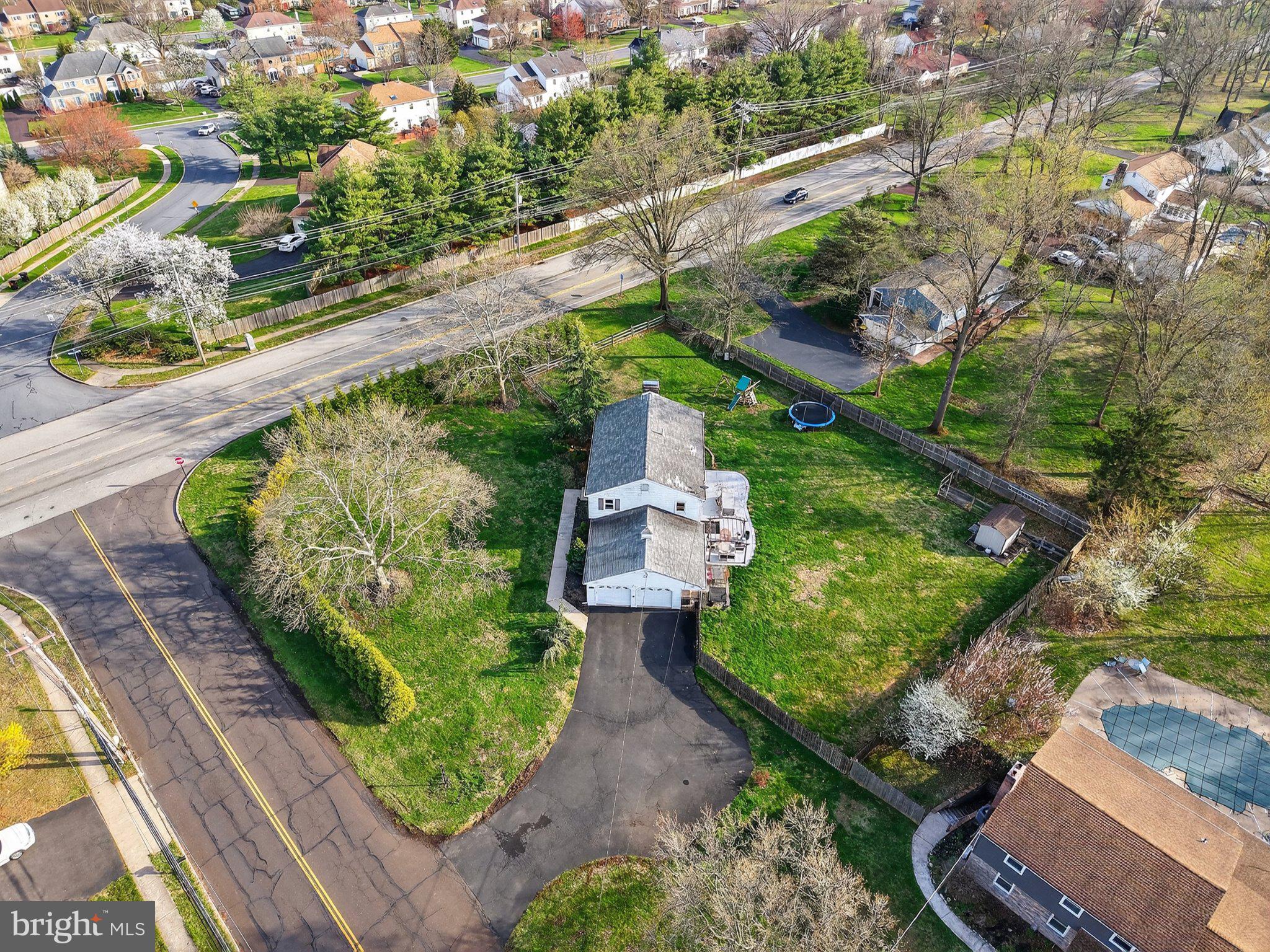 LANSDALE - Residential