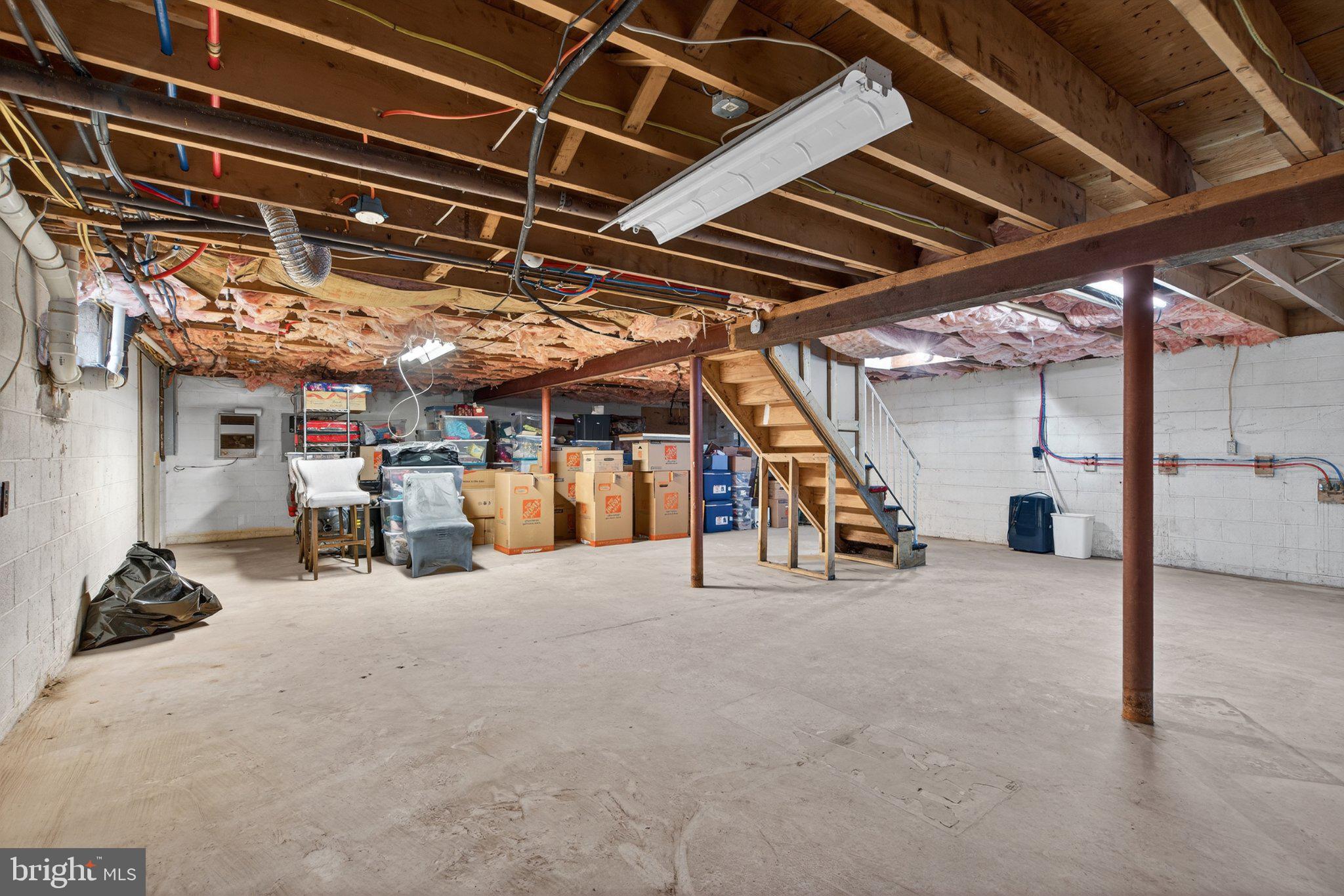 LANSDALE - Residential