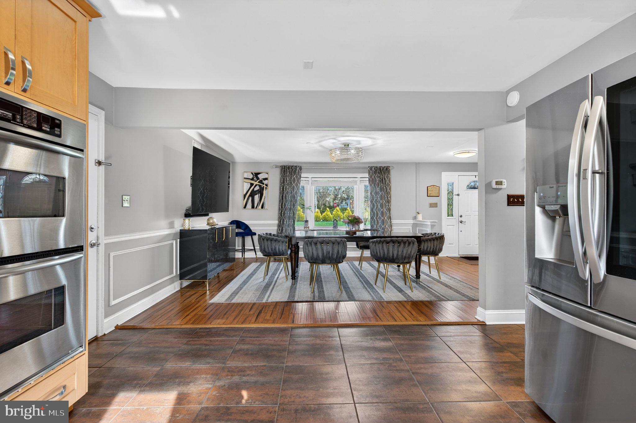 LANSDALE - Residential