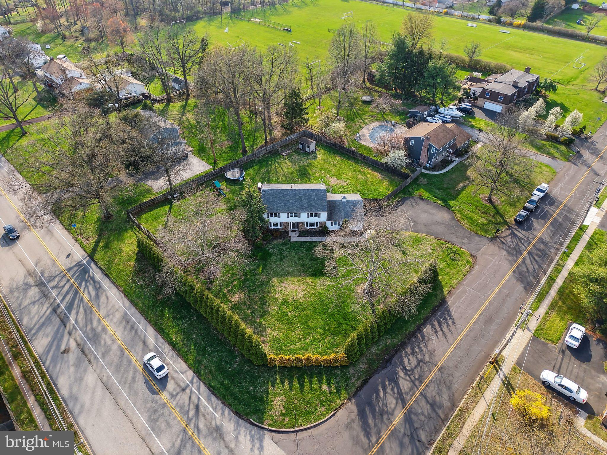 LANSDALE - Residential