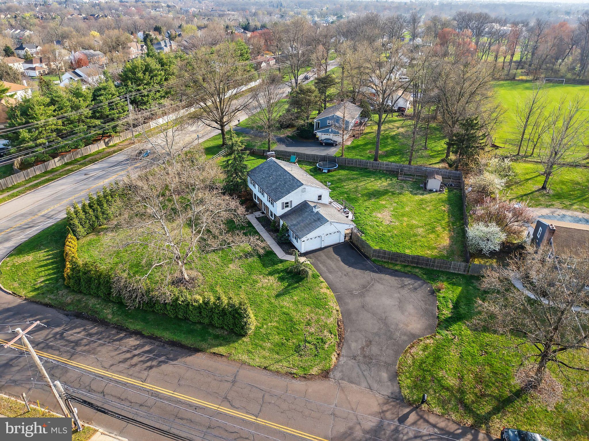 LANSDALE - Residential