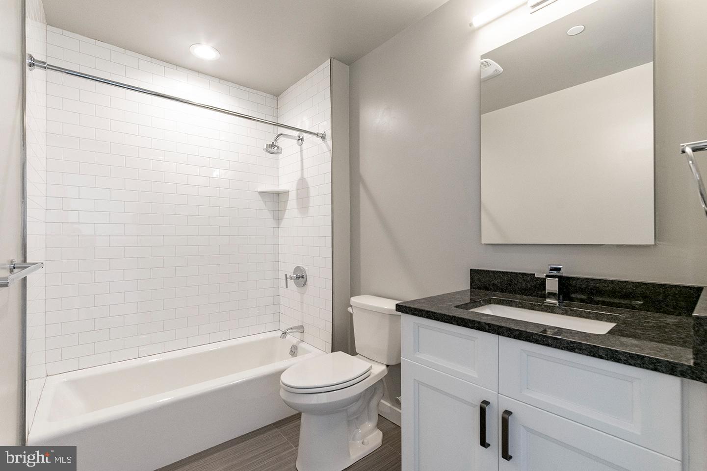 WASHINGTON SQ WEST - Residential Lease