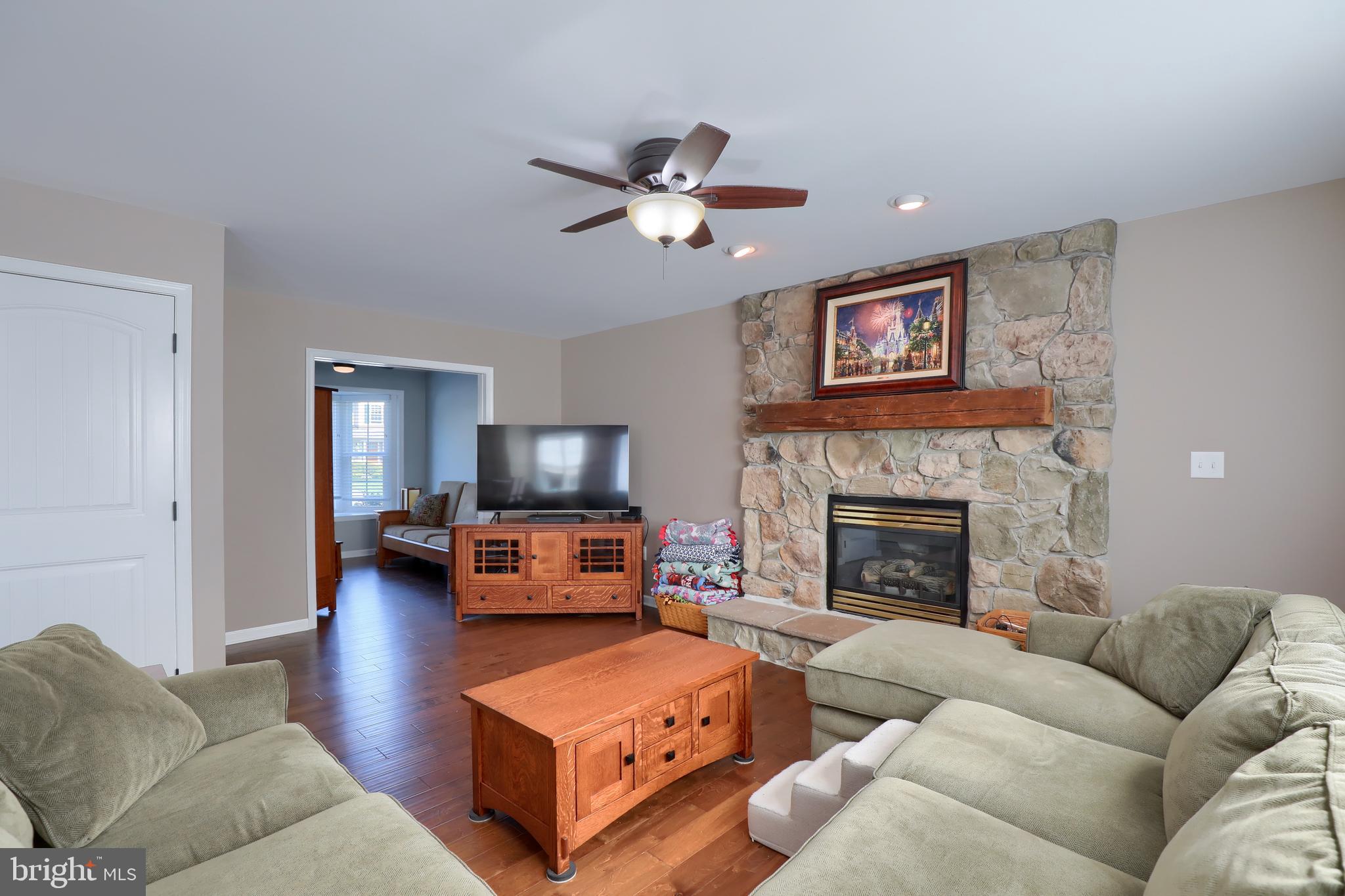 HEATHERFIELD - Residential