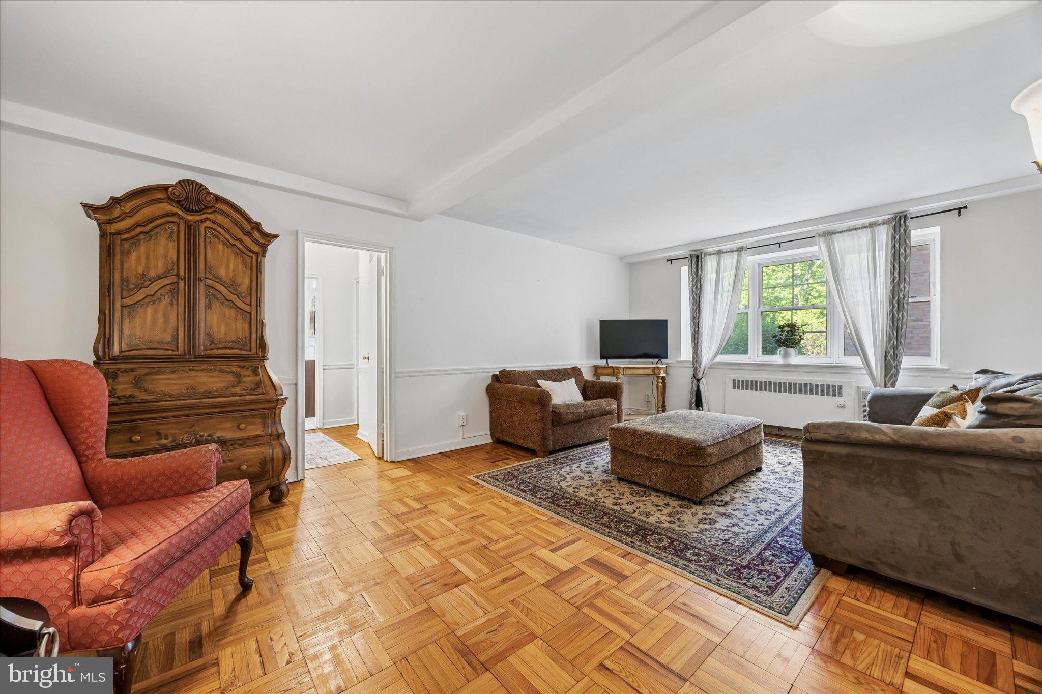 346 E LANCASTER AVENUE 114