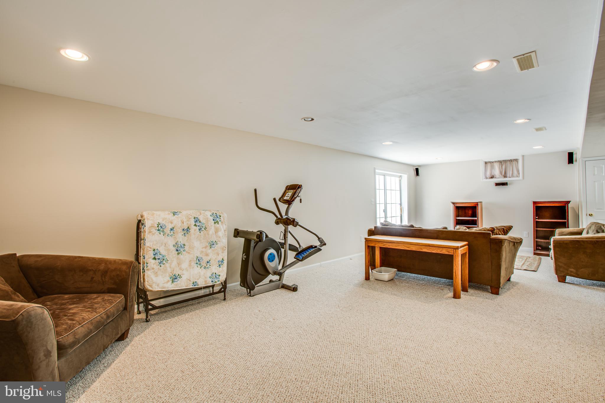 PELHAM'S CROSSING - Residential