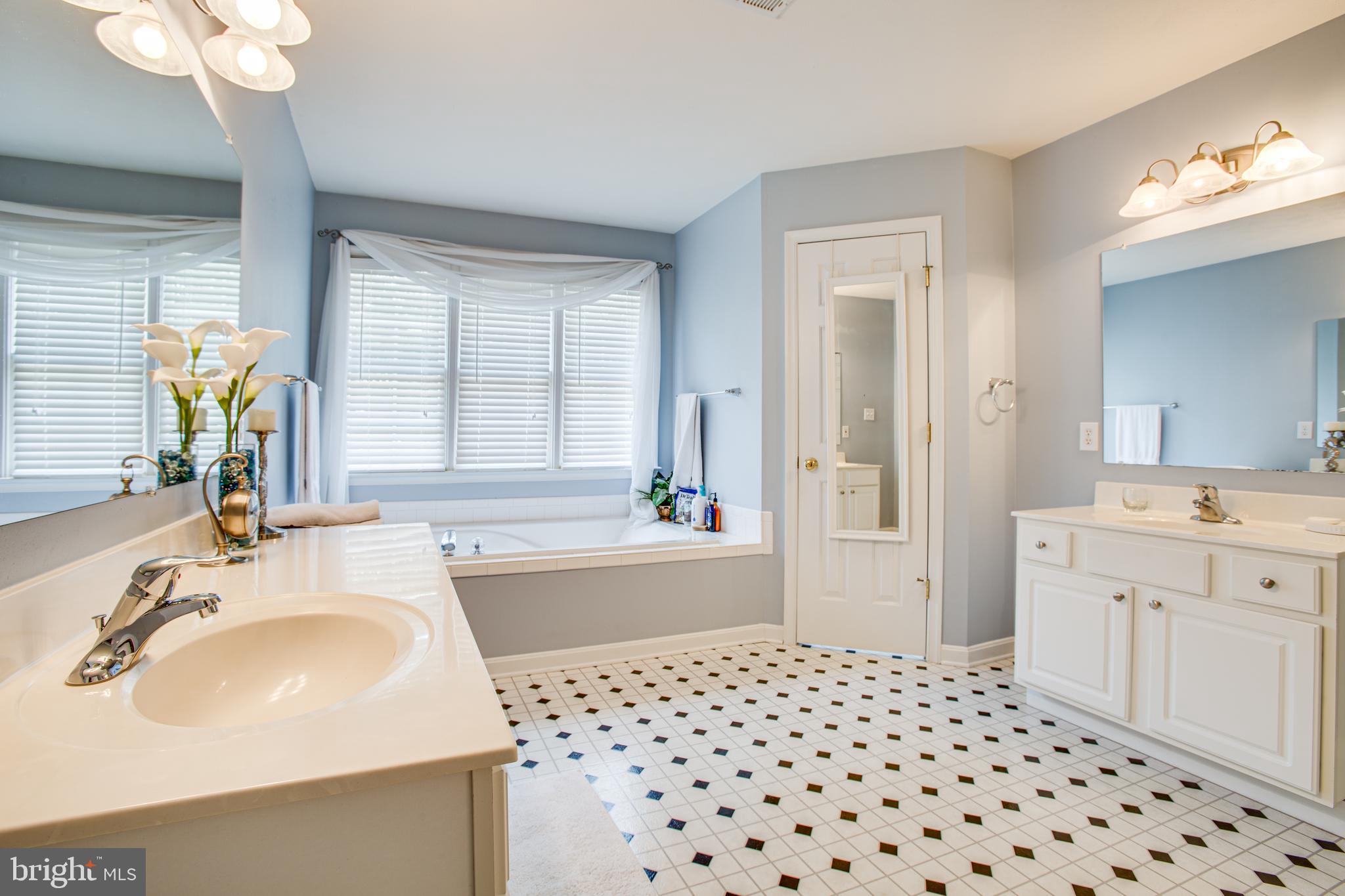 PELHAM'S CROSSING - Residential