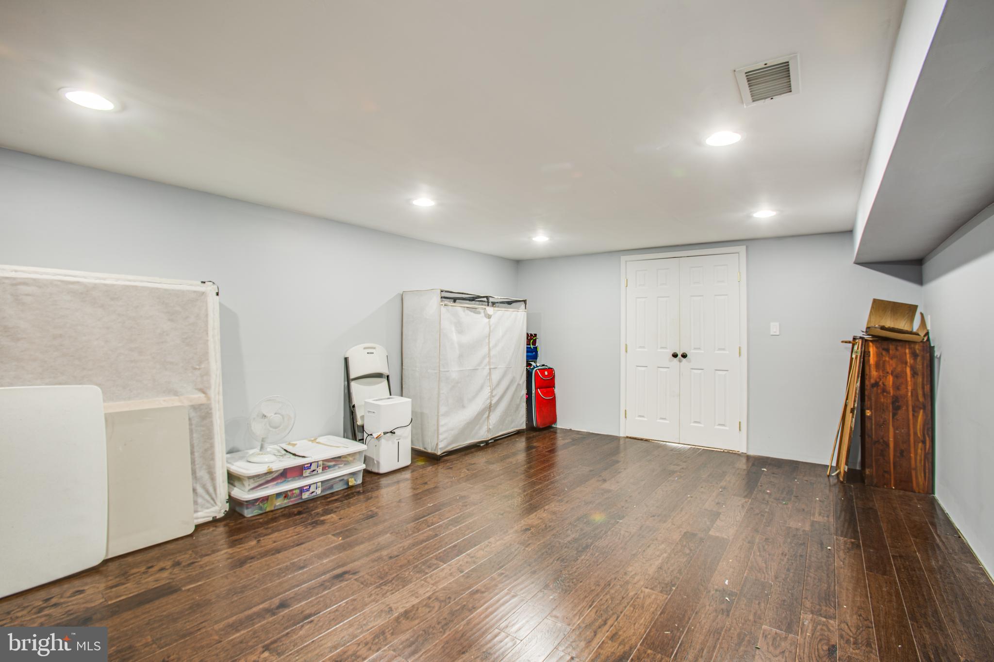 PELHAM'S CROSSING - Residential