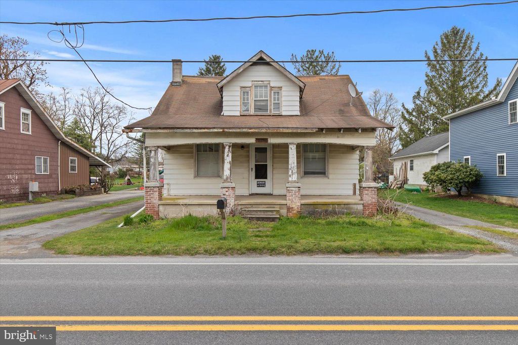 Photo of 21 HELLERS CHURCH RD, LEOLA, PA 17540 (MLS # PALA2033080)