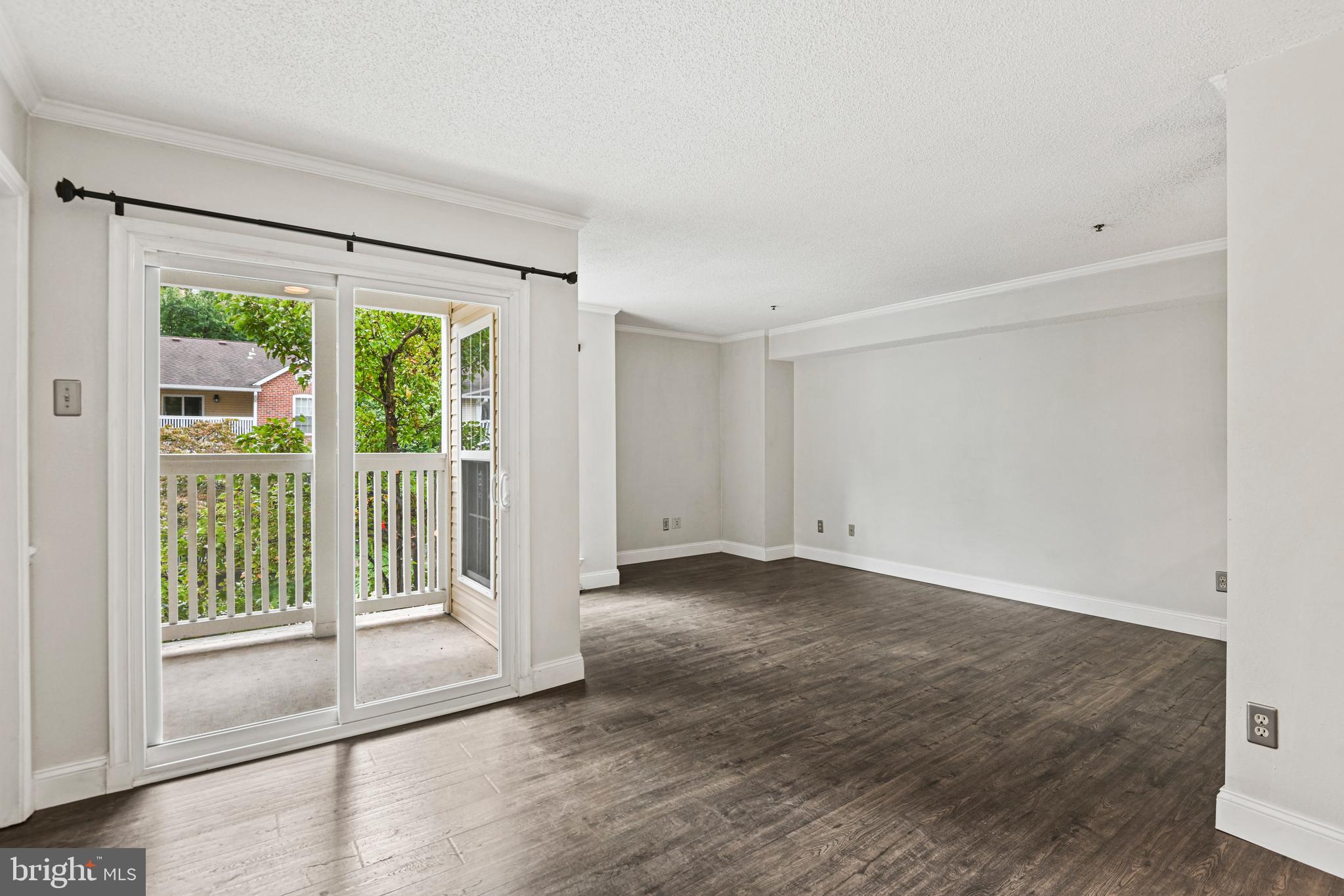 FOUNTAINS AT MCLEAN - Residential