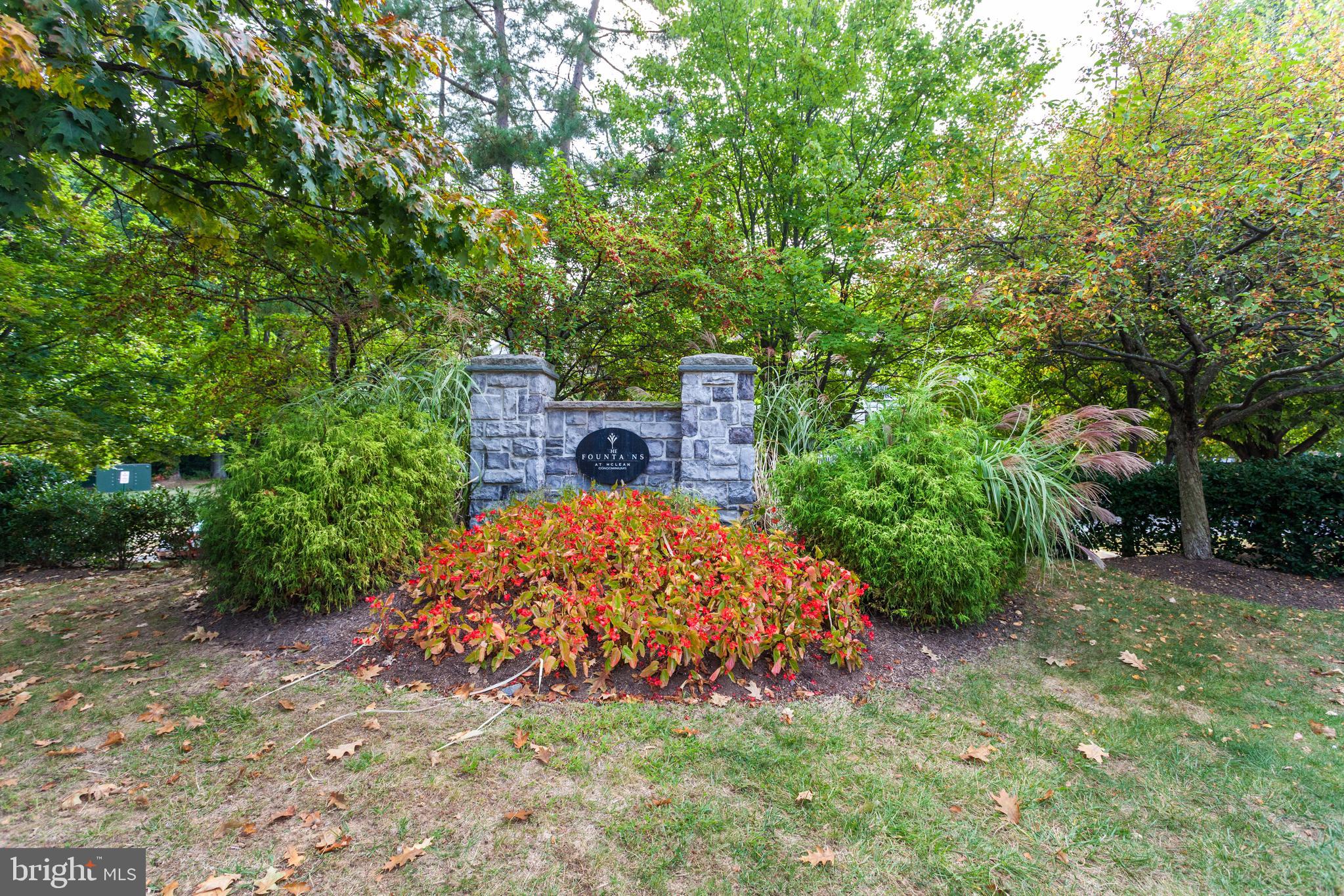 FOUNTAINS AT MCLEAN - Residential
