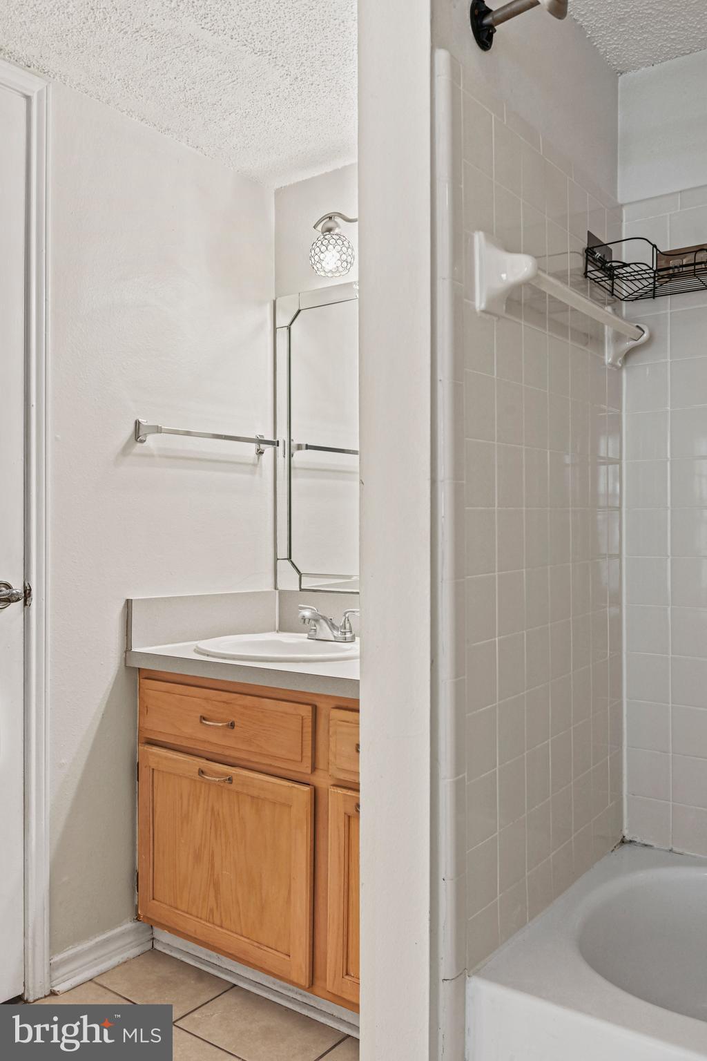 FOUNTAINS AT MCLEAN - Residential