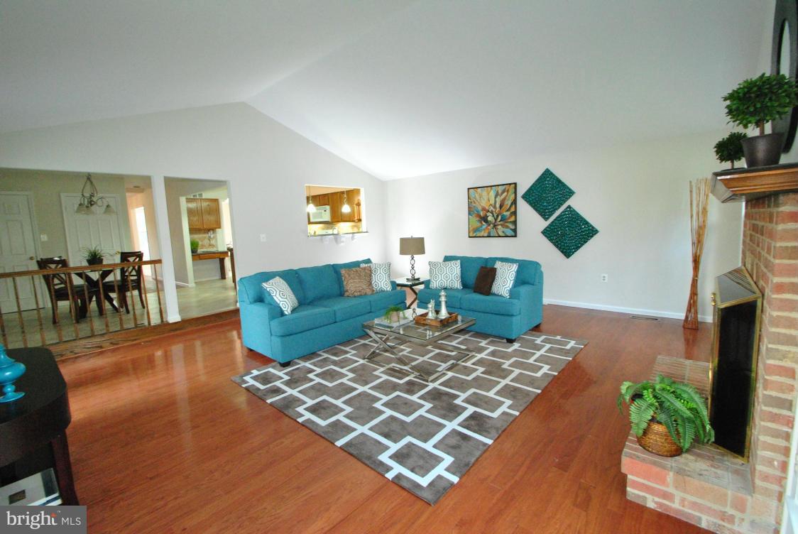 CHANTILLY HIGHLANDS - Residential