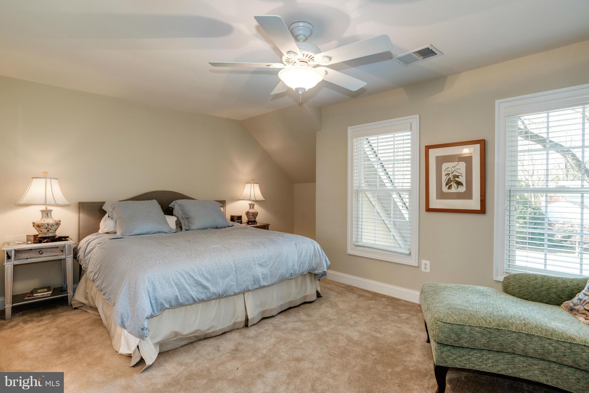 BROYHILLS MCLEAN ESTATES - Residential