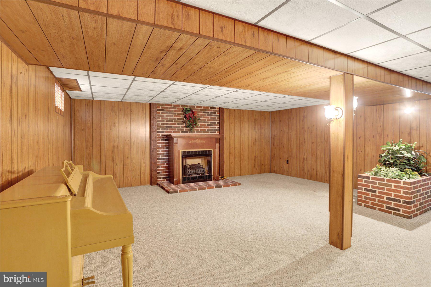 NEW CUMBERLAND BOROUGH - Residential