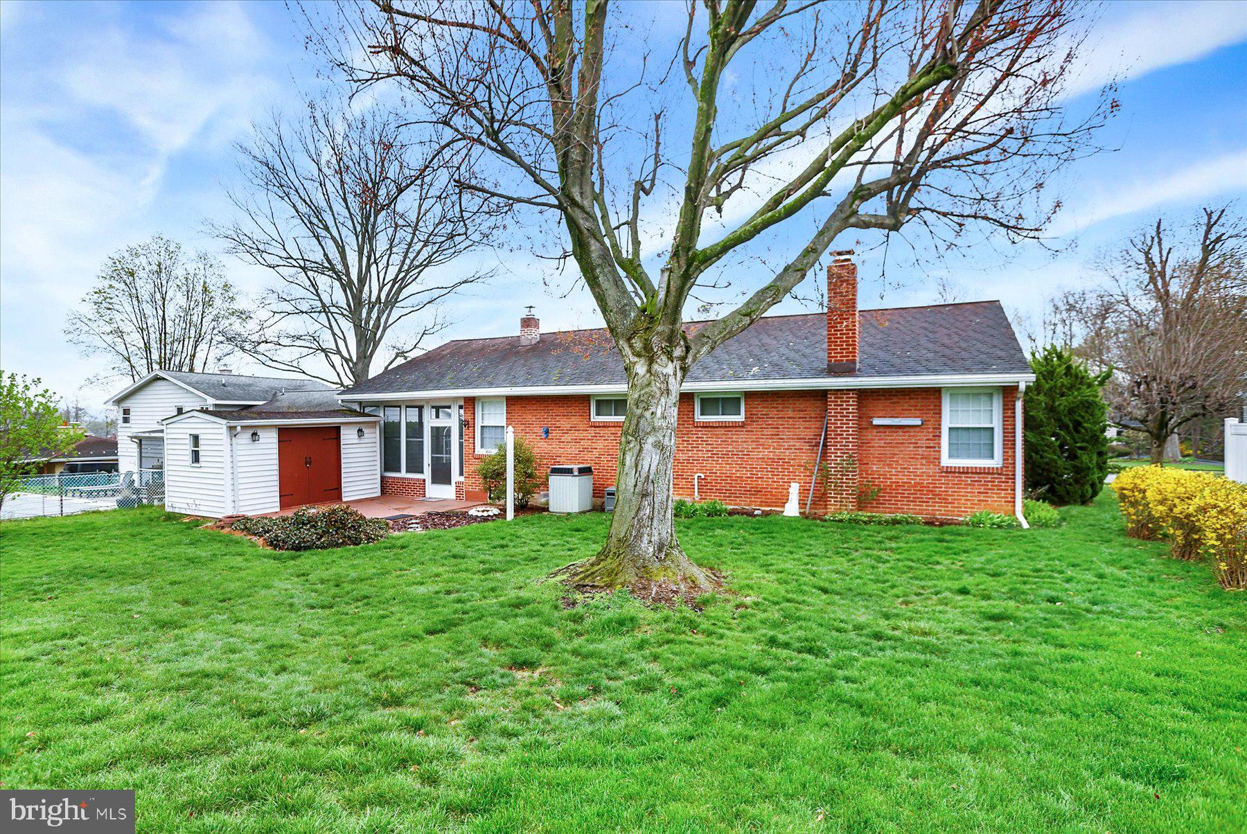 NEW CUMBERLAND BOROUGH - Residential