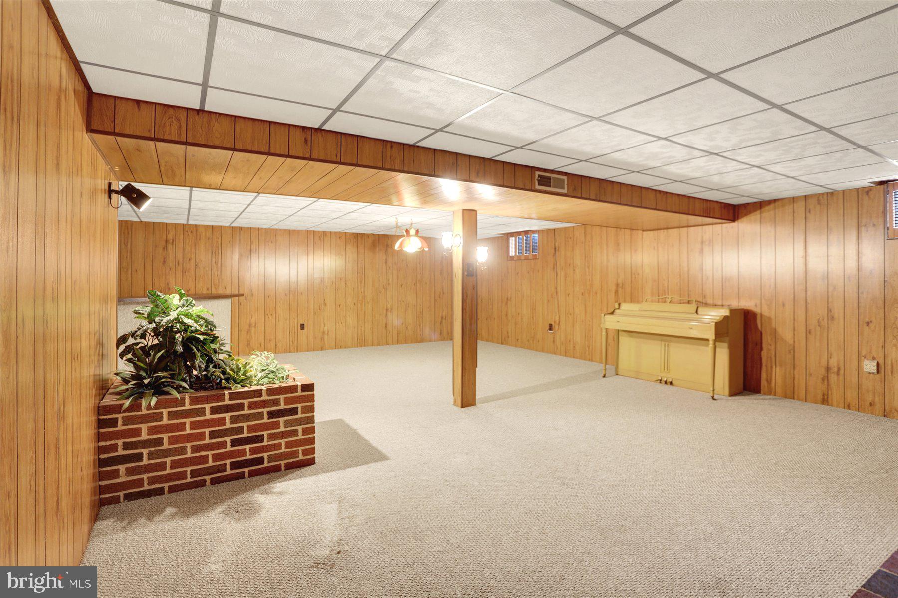 NEW CUMBERLAND BOROUGH - Residential