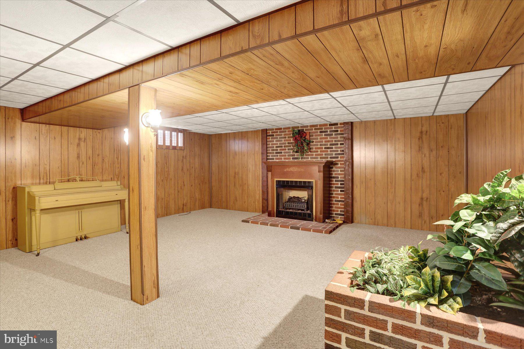 NEW CUMBERLAND BOROUGH - Residential