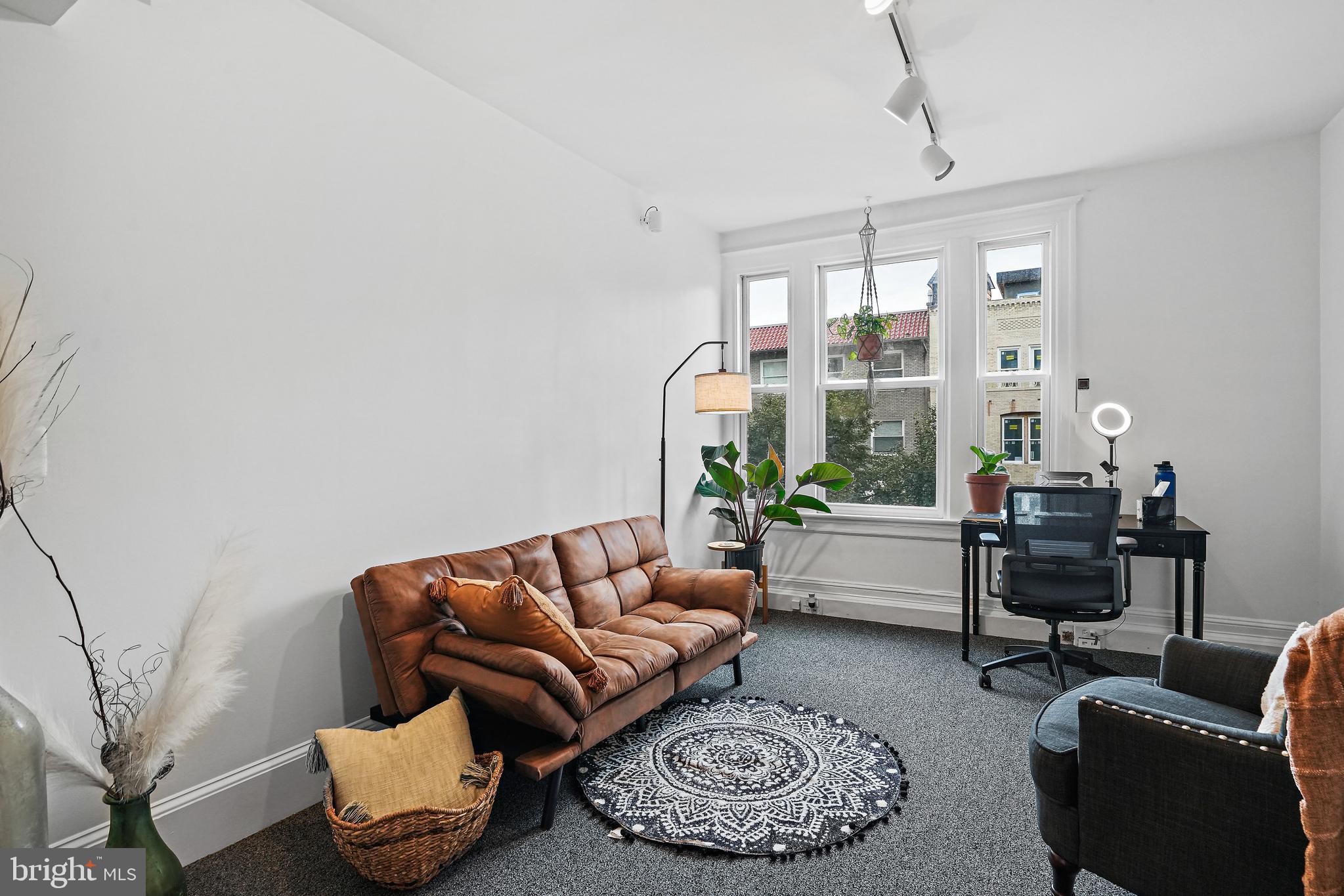 1638 R STREET NW 315 PRIVATE OFFICE