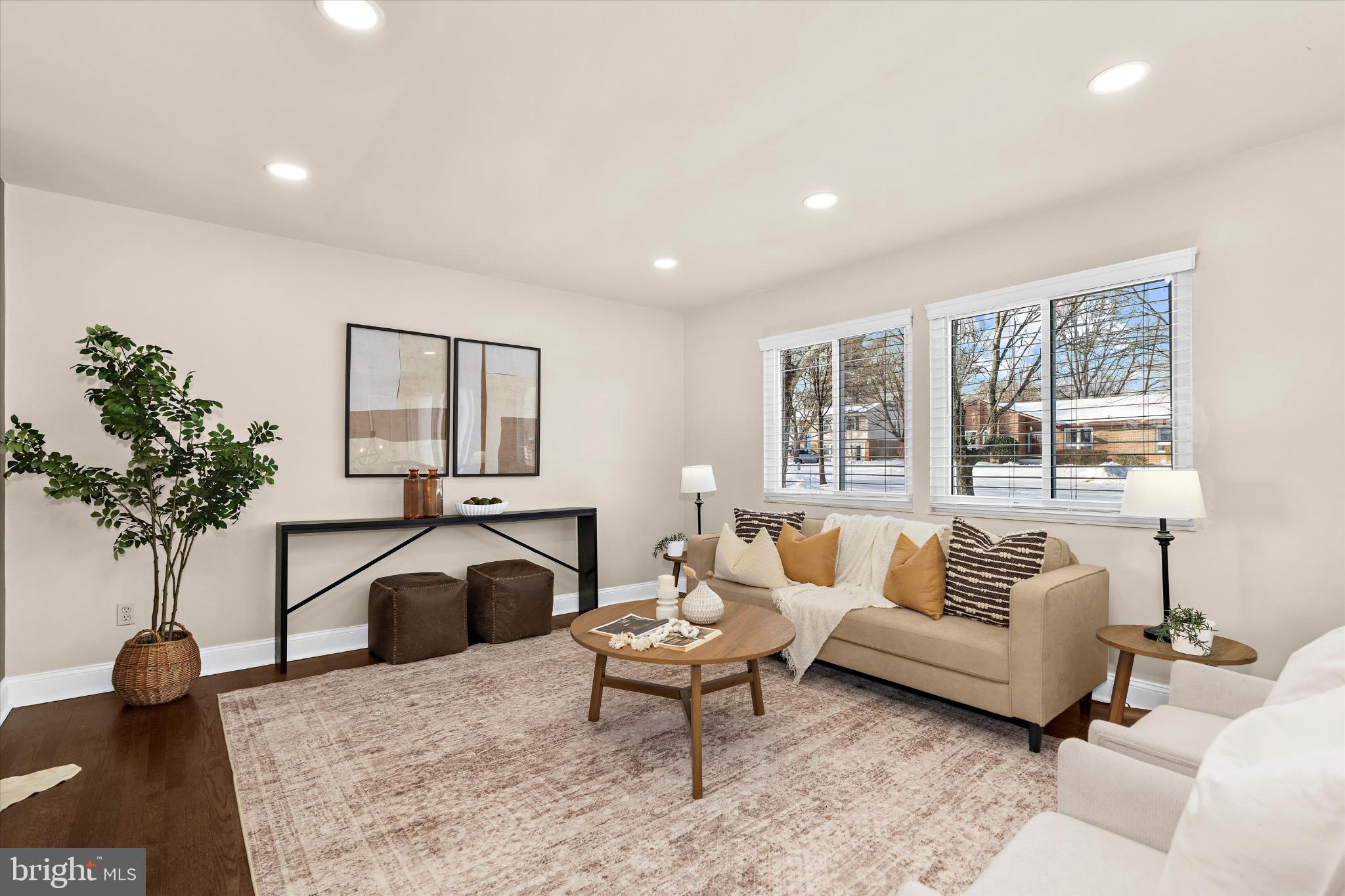 WILDE LAKE - Residential