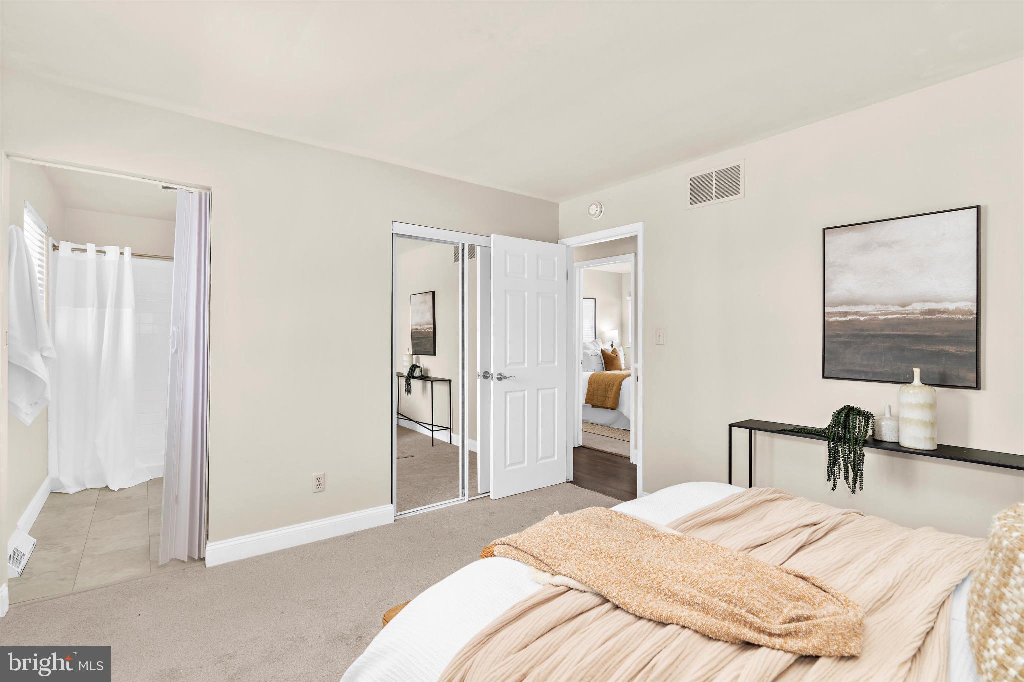 WILDE LAKE - Residential