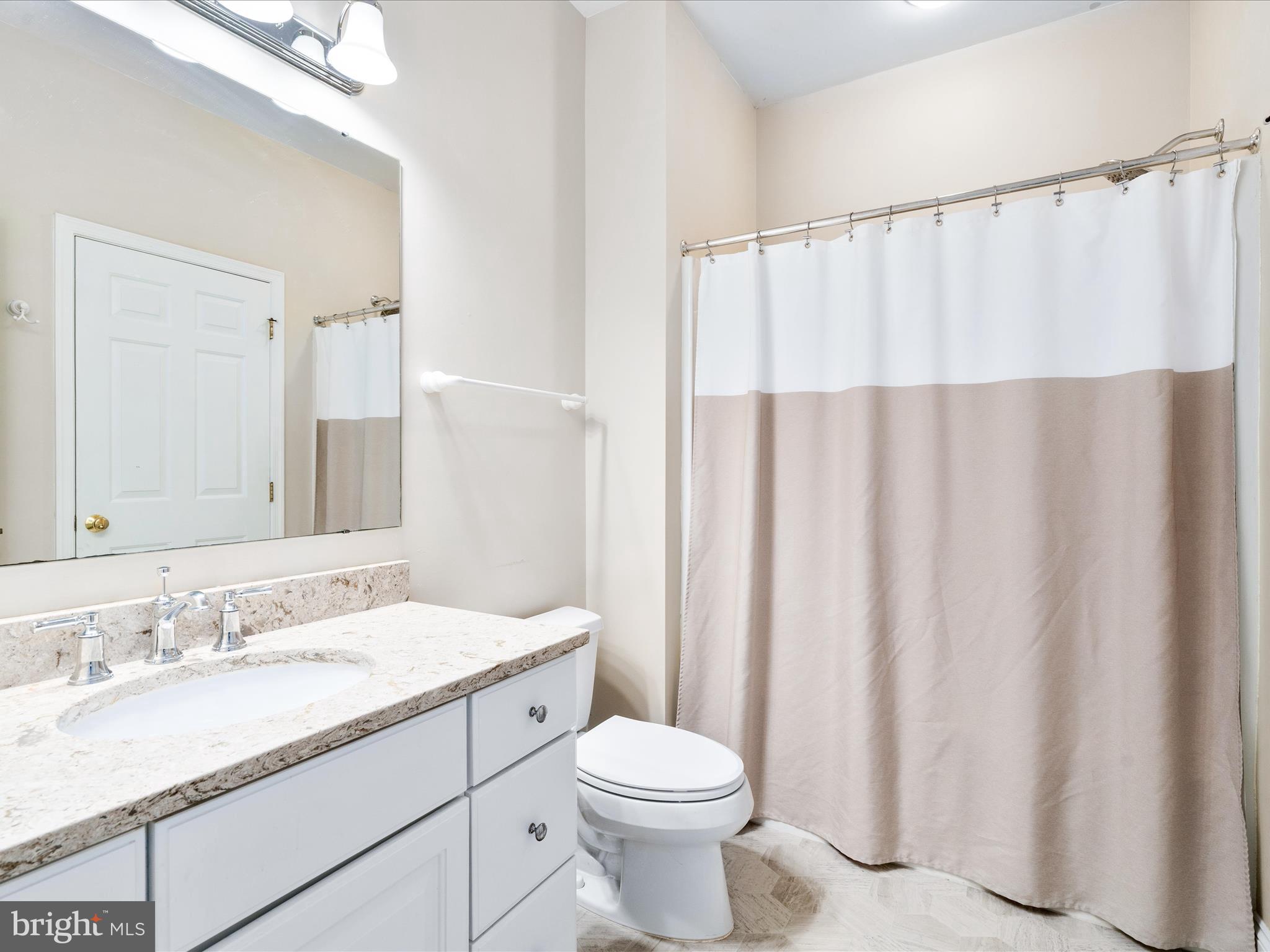 WHITE FLINT SPRINGS - Residential